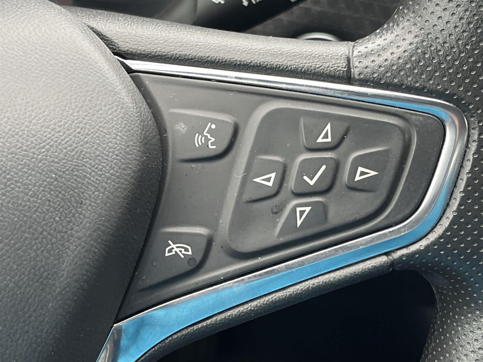 Thumbnail: 2023 Chevrolet Malibu - 28