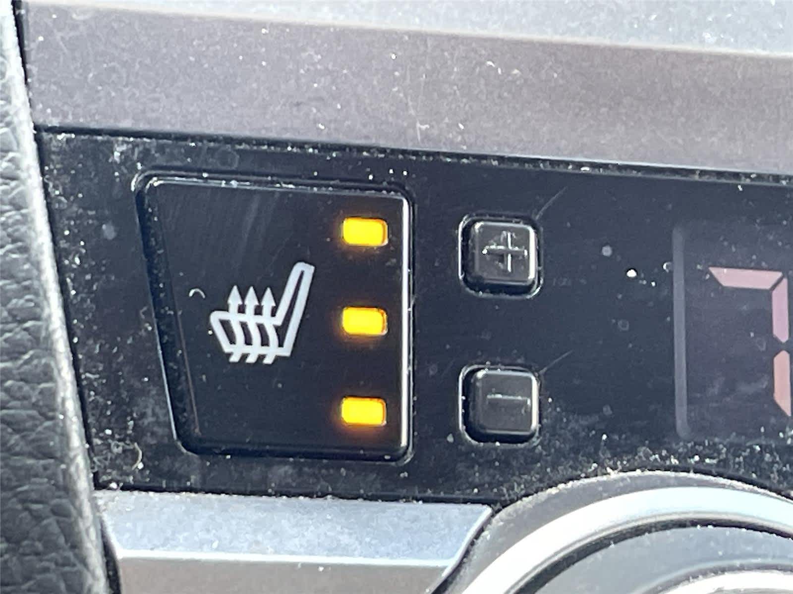 Thumbnail: 2015 Subaru Legacy - 15