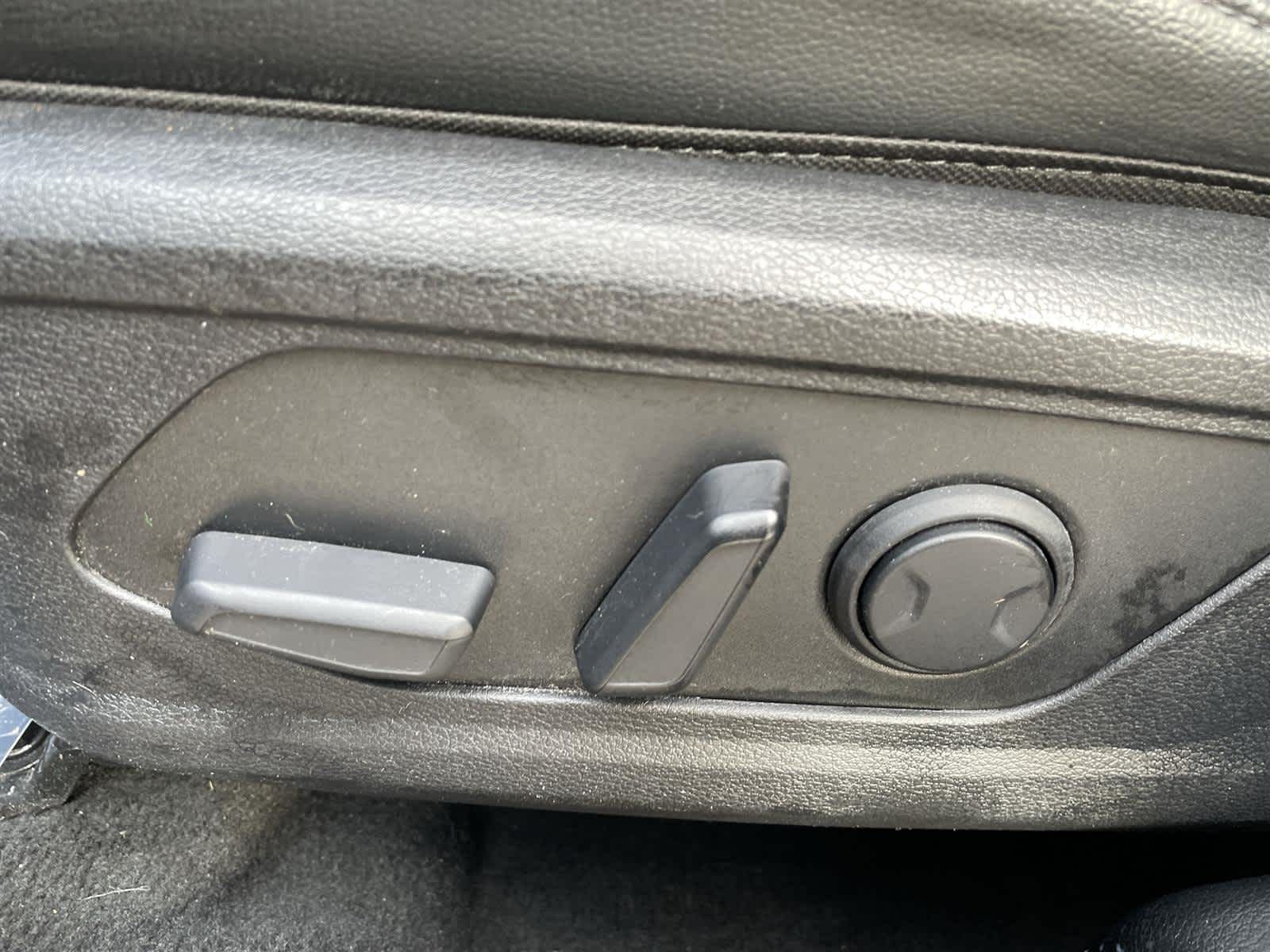 Thumbnail: 2023 Kia Sportage - 13