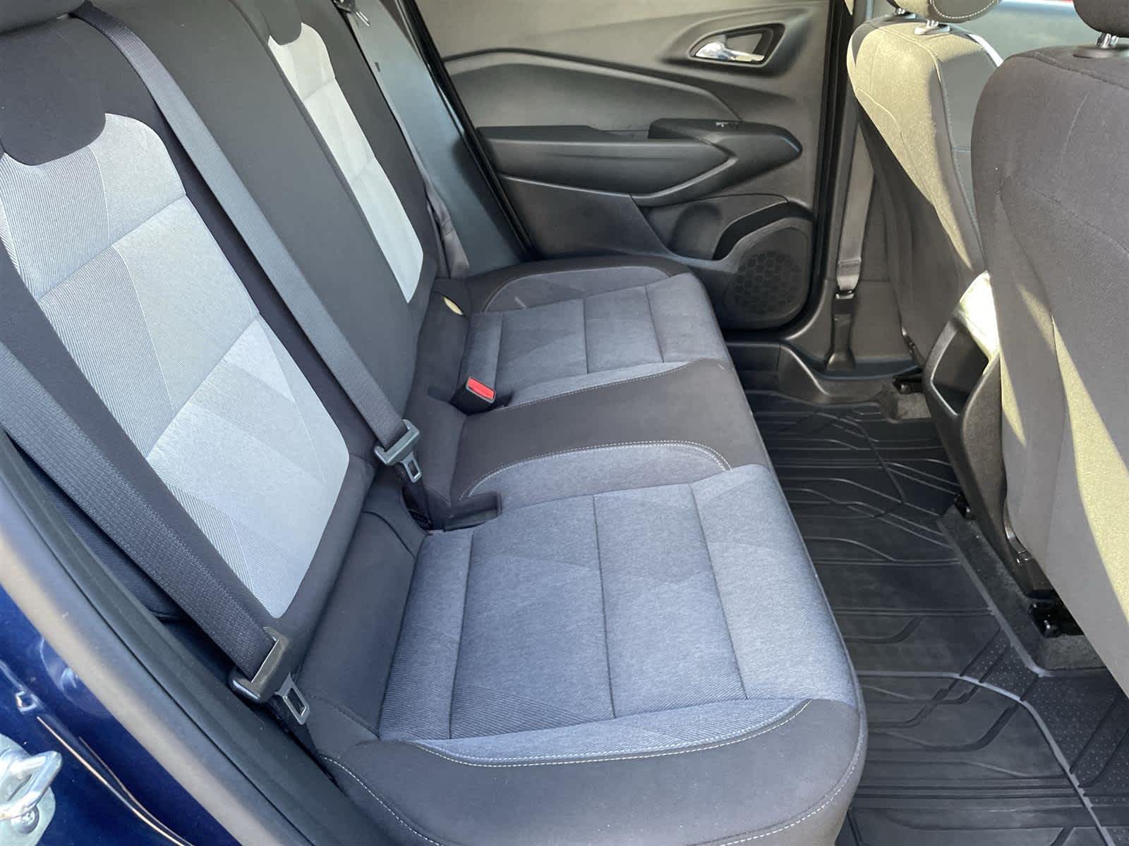 Thumbnail: 2024 Chevrolet Trax - 16