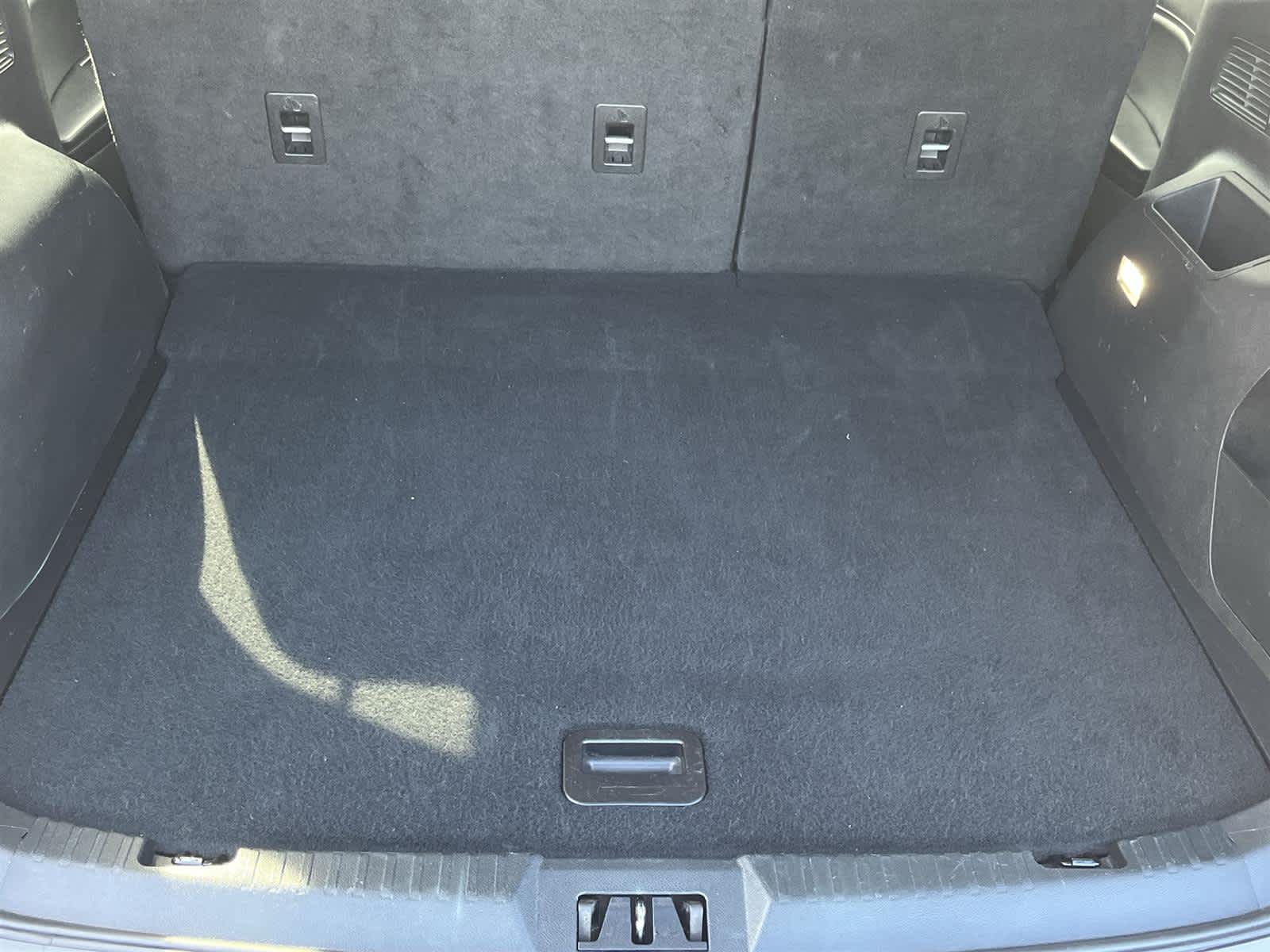 Thumbnail: 2023 Ford Edge - 15