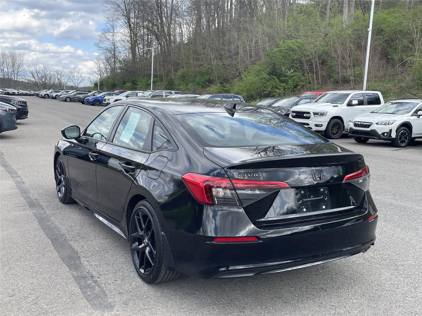 Thumbnail: 2022 Honda Civic - 3