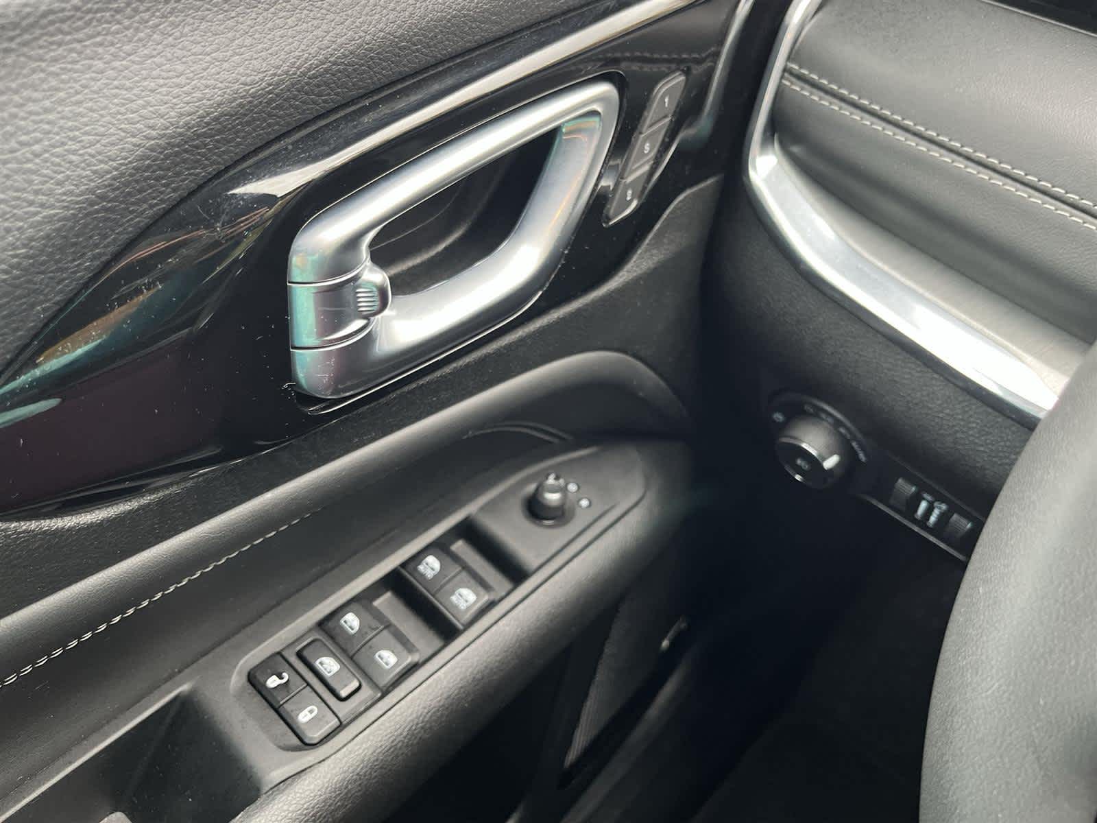 Thumbnail: 2023 Jeep Compass - 28