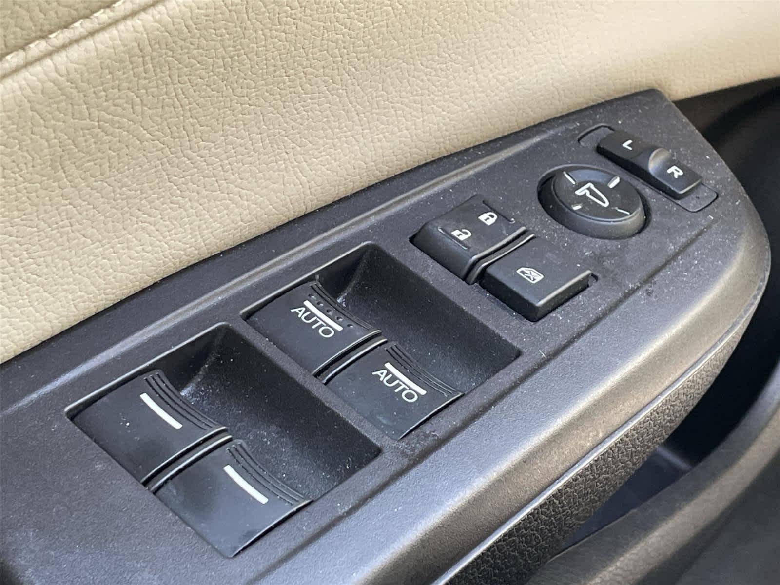 Thumbnail: 2016 Acura ILX - 19
