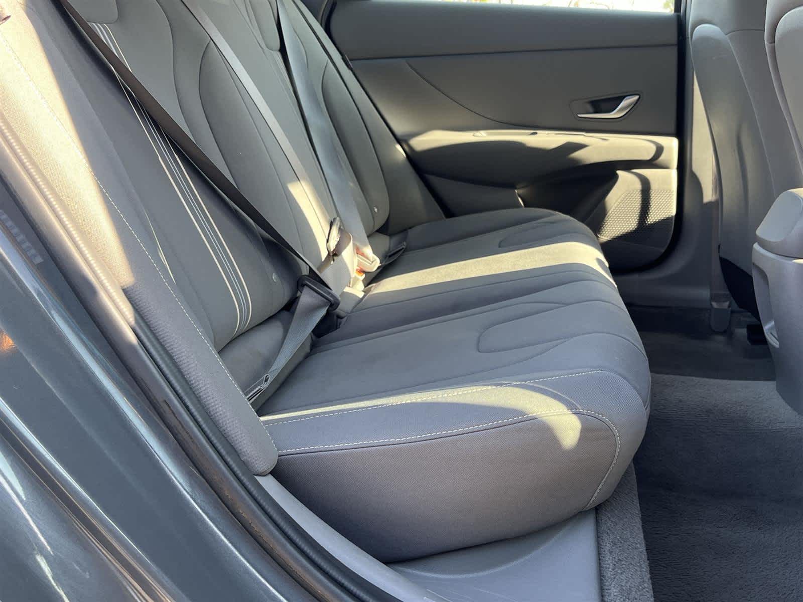 Thumbnail: 2024 Hyundai Elantra - 15