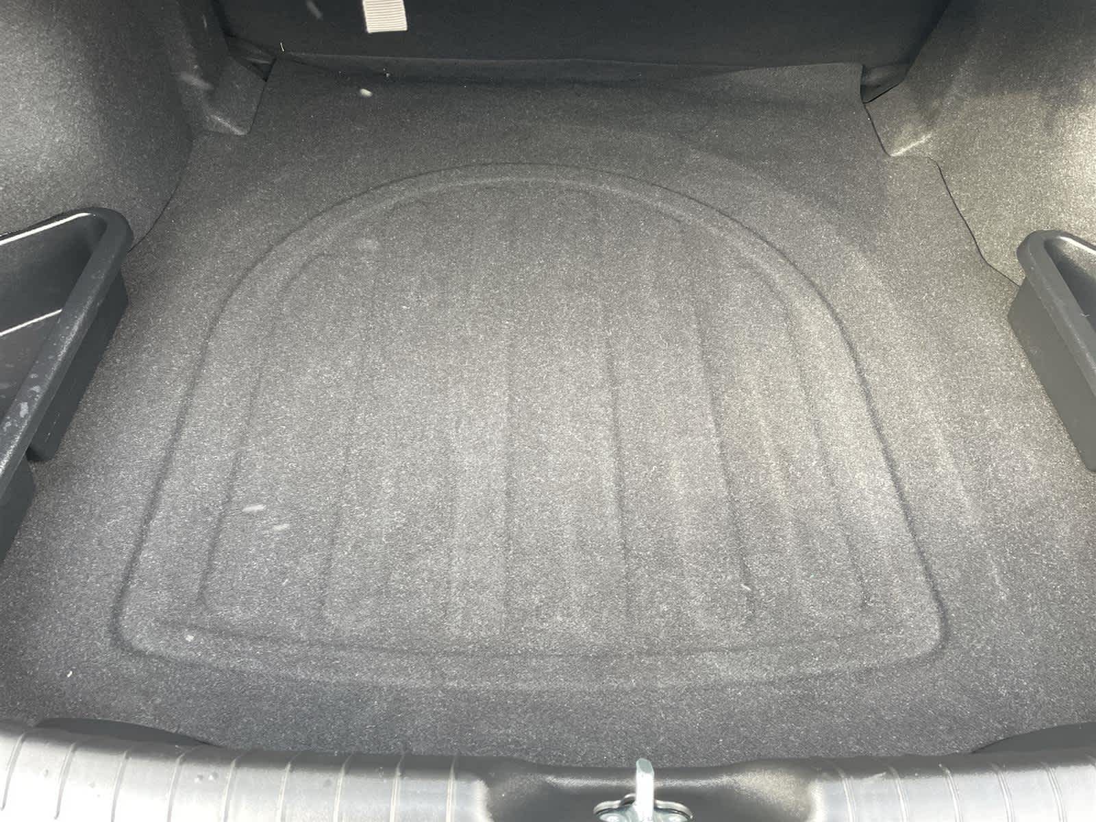 Thumbnail: 2023 Hyundai Elantra - 15