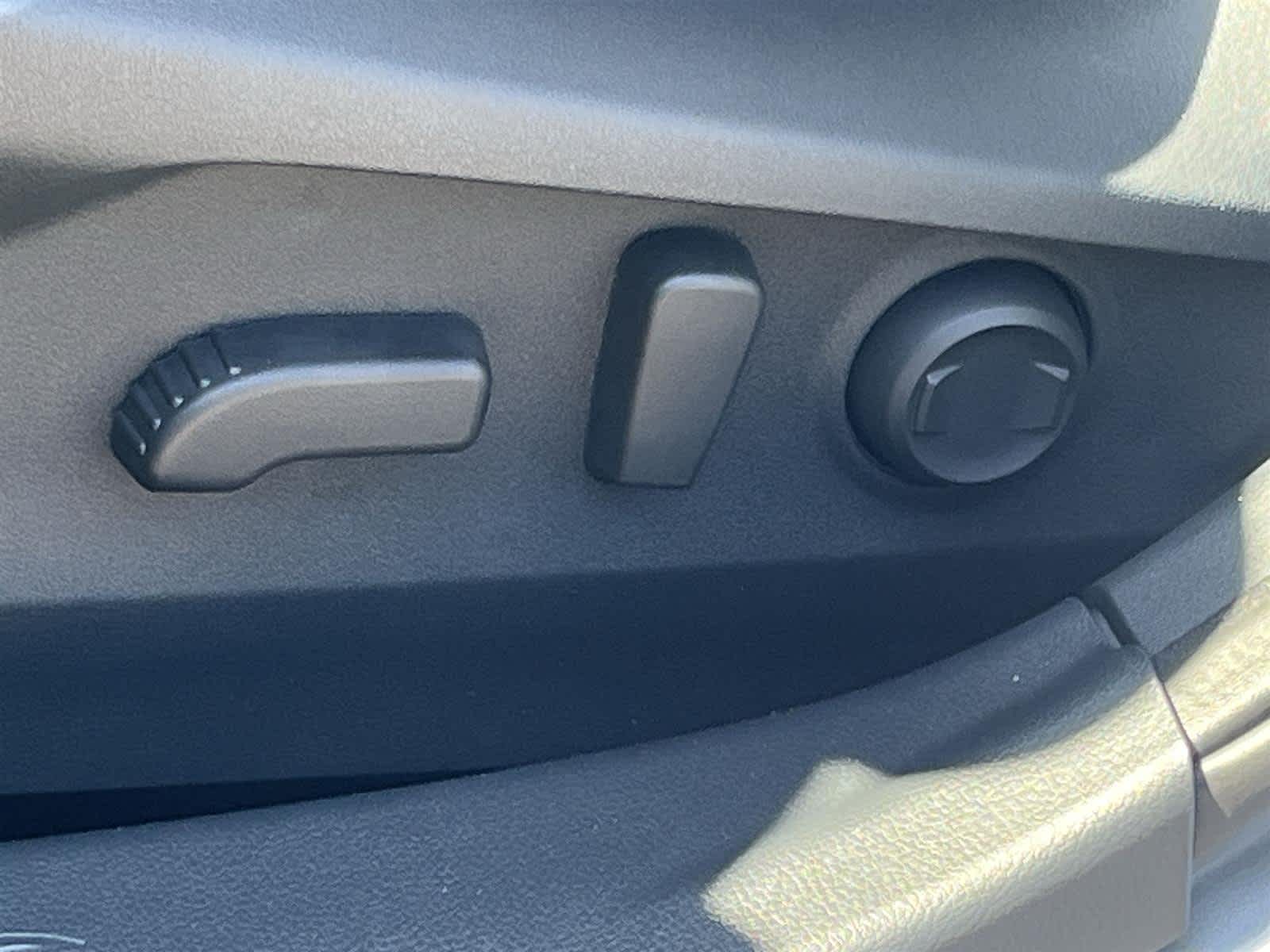 Thumbnail: 2025 Subaru Legacy - 13