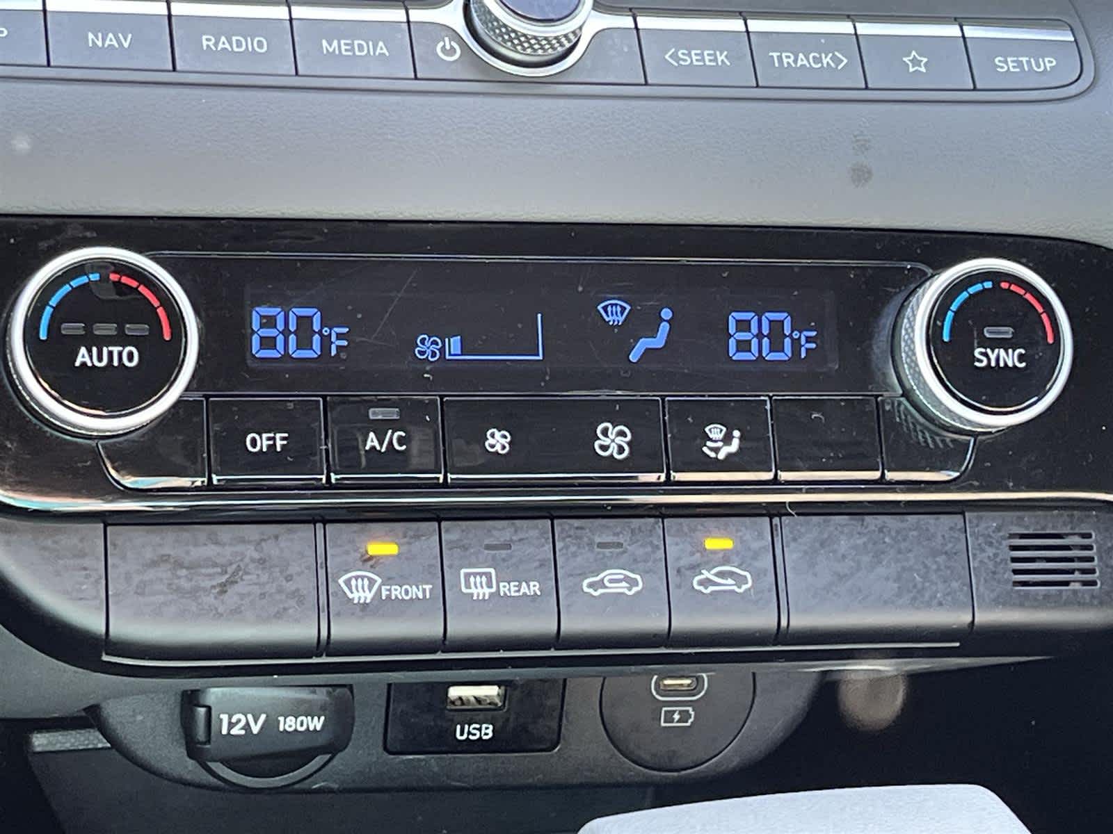 Thumbnail: 2024 Hyundai Elantra - 22