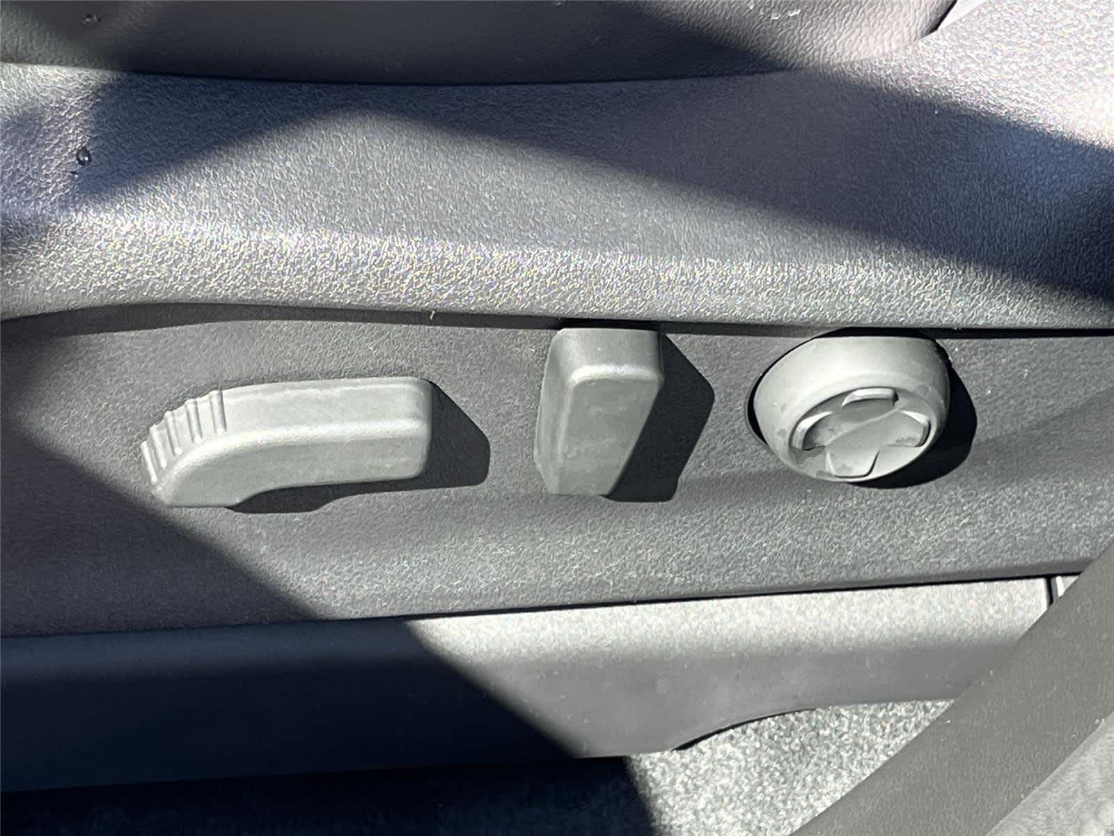 Thumbnail: 2026 Subaru Ascent - 13