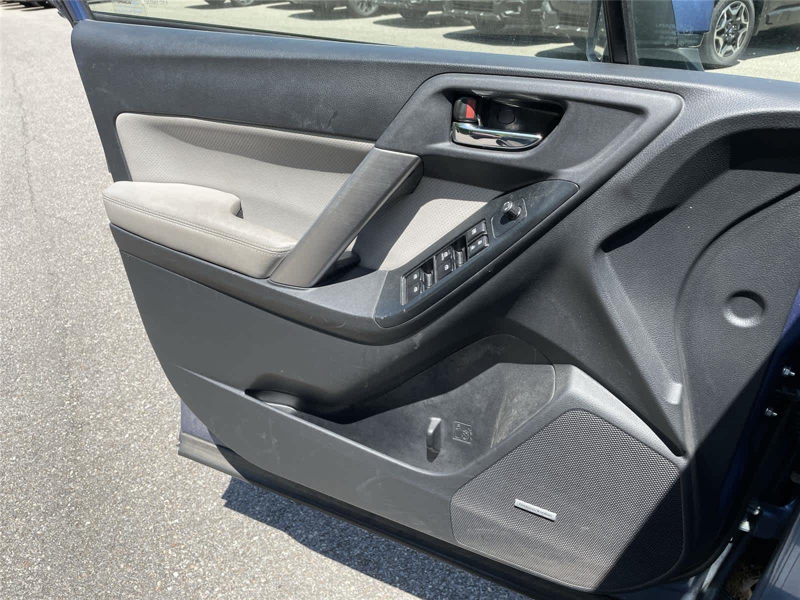 Thumbnail: 2015 Subaru Forester - 20