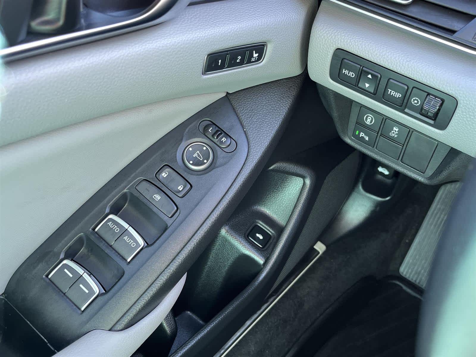 Thumbnail: 2018 Honda Accord - 27