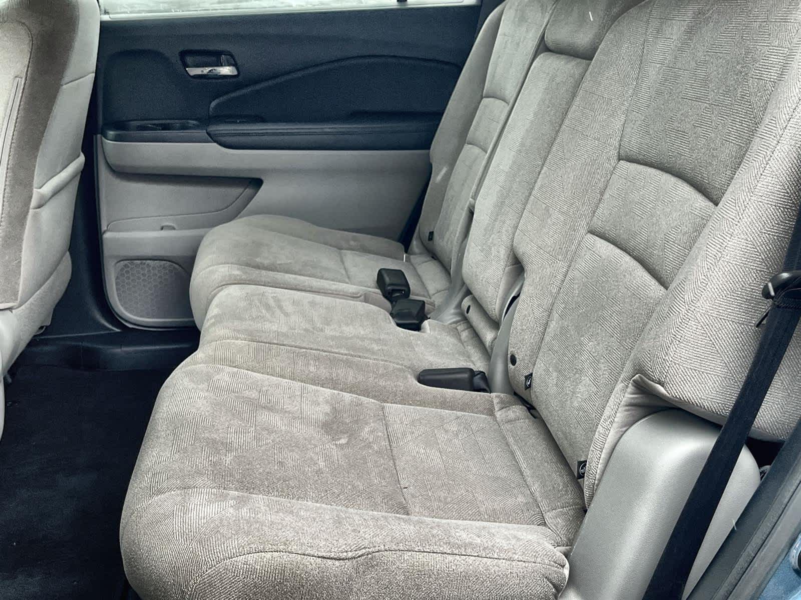 Thumbnail: 2020 Honda Pilot - 14