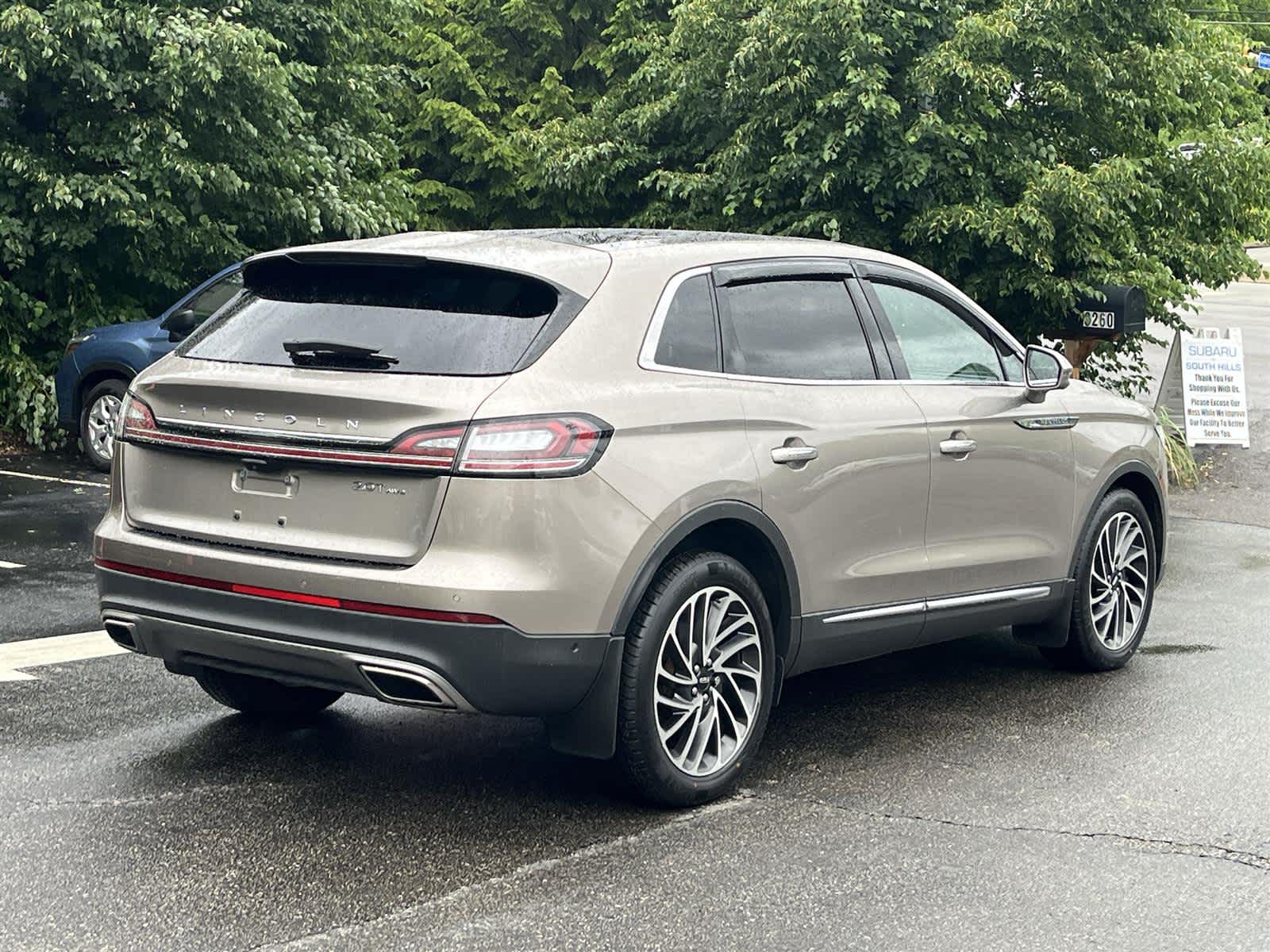 Thumbnail: 2019 Lincoln Nautilus - 5