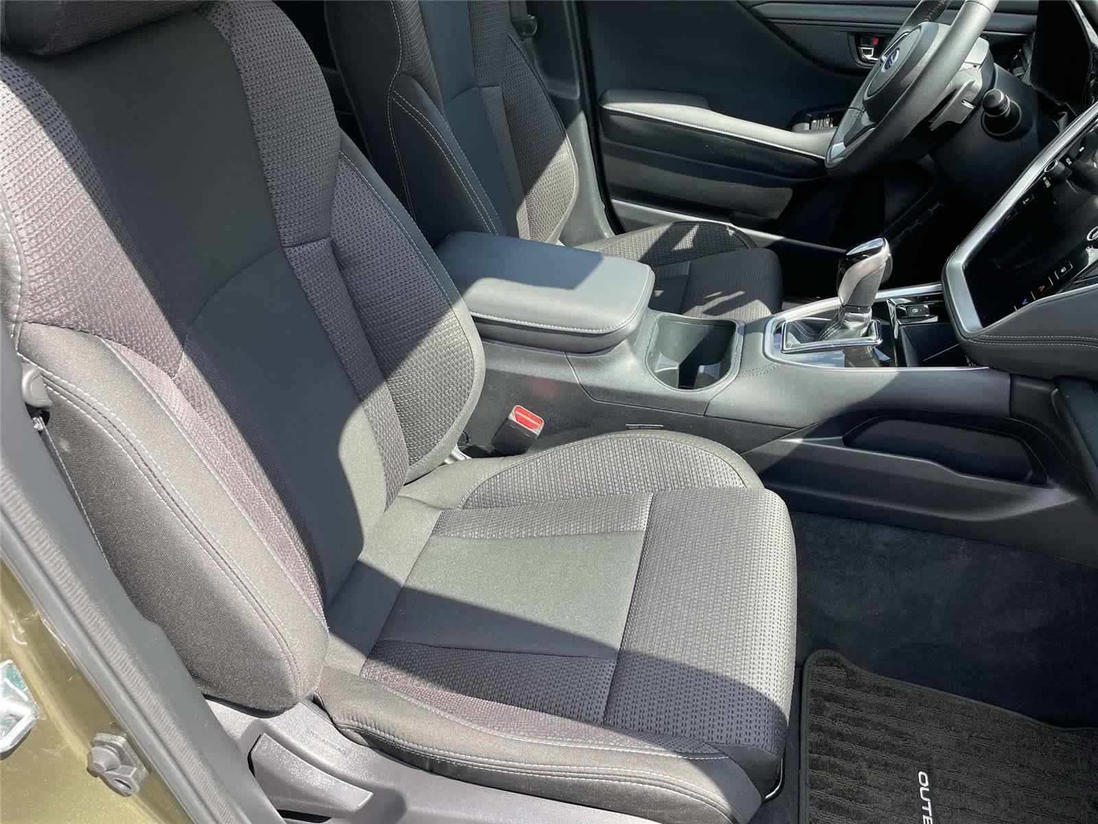 Thumbnail: 2025 Subaru Outback - 18