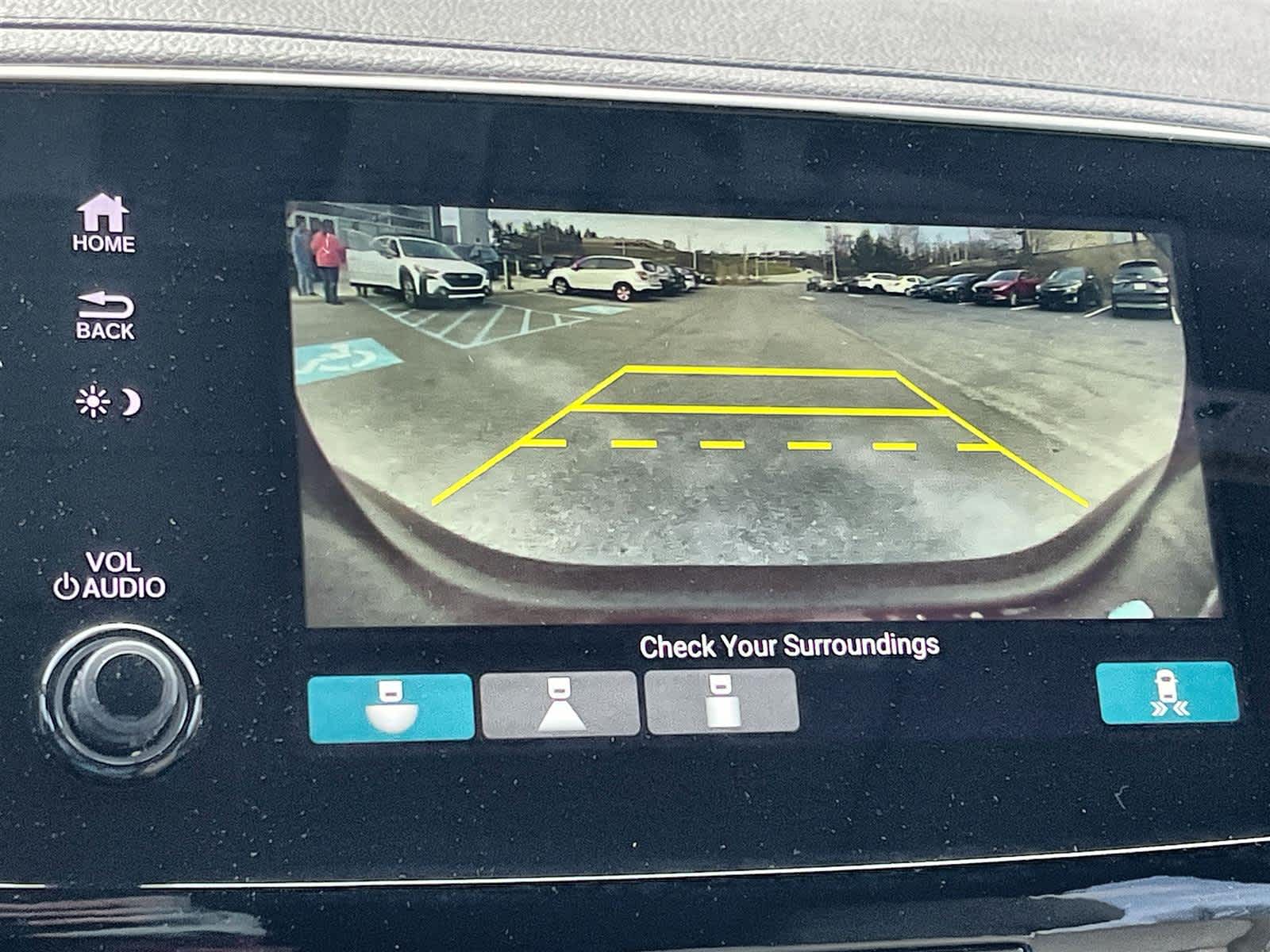 Thumbnail: 2022 Honda Pilot - 24