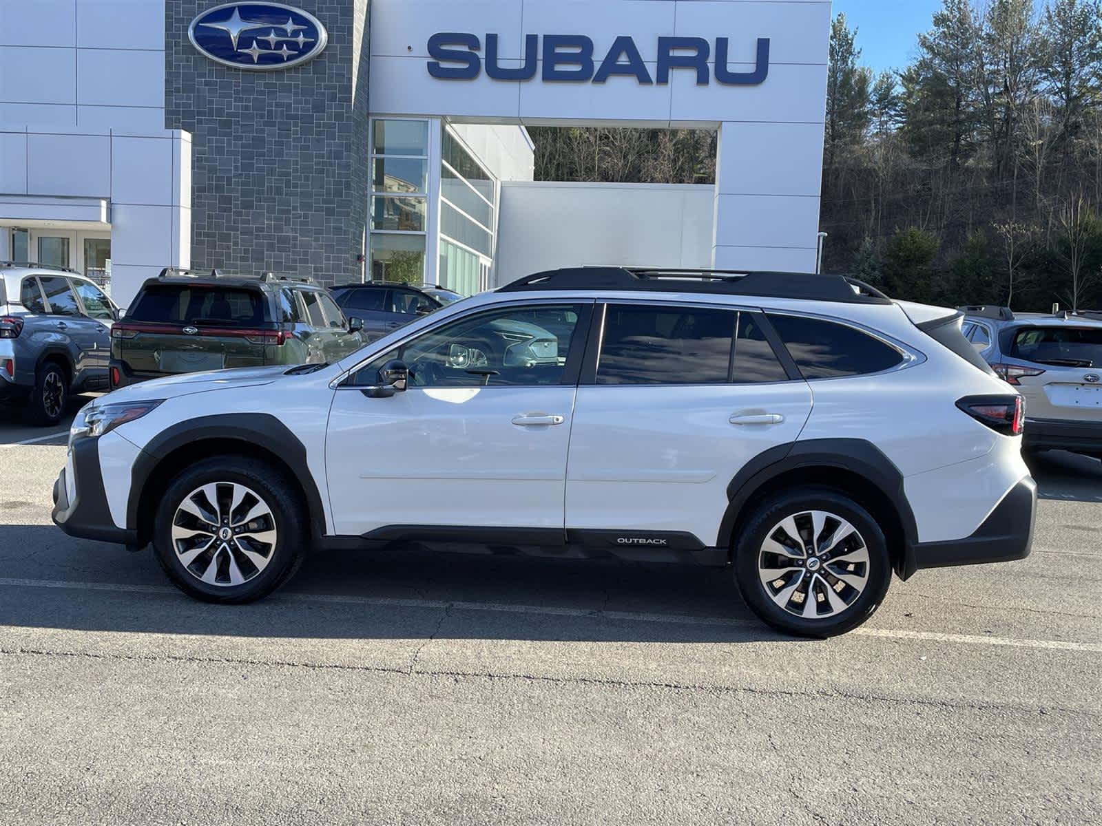 Thumbnail: 2023 Subaru Outback - 2