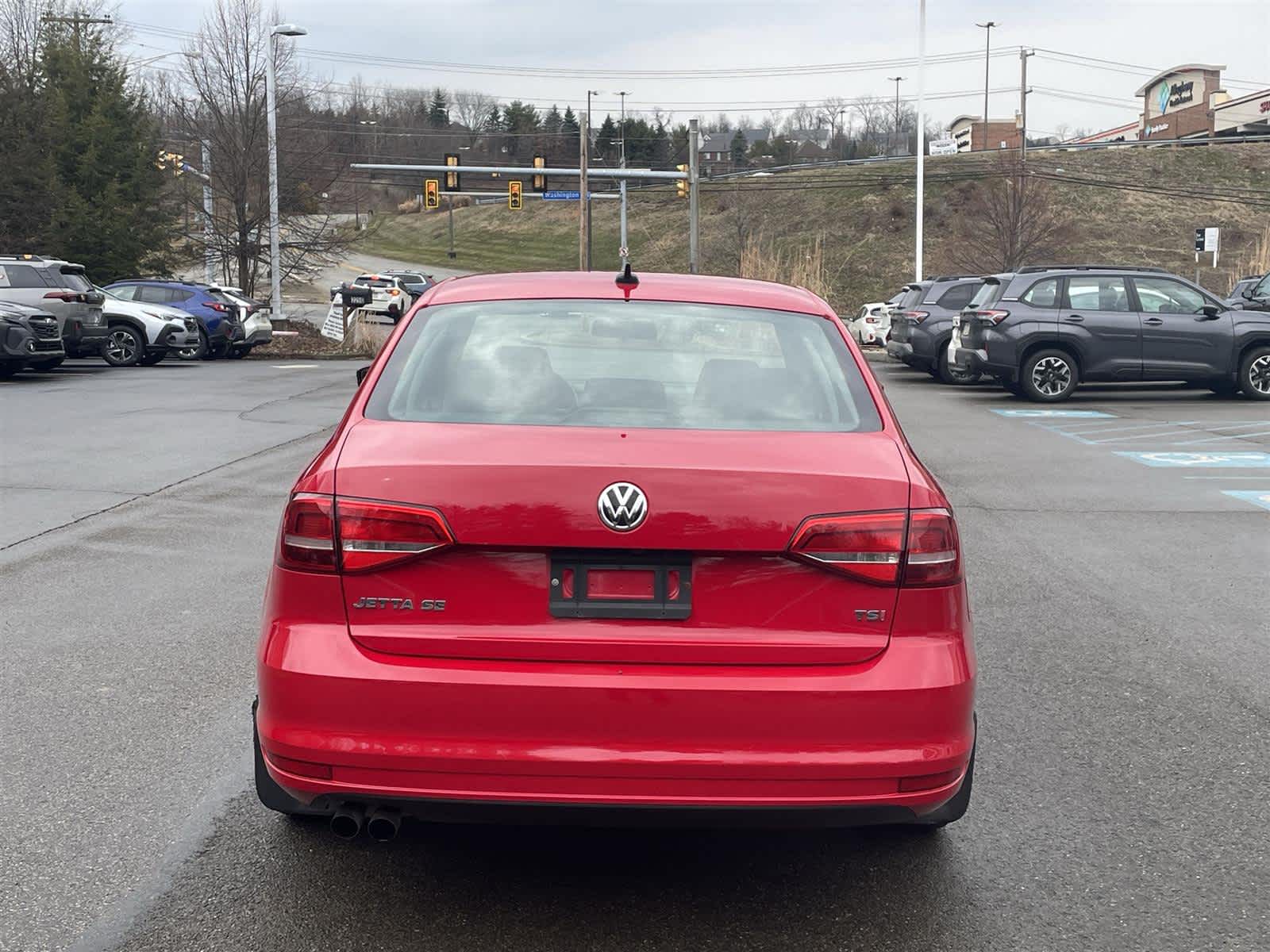 Thumbnail: 2015 Volkswagen Jetta - 4