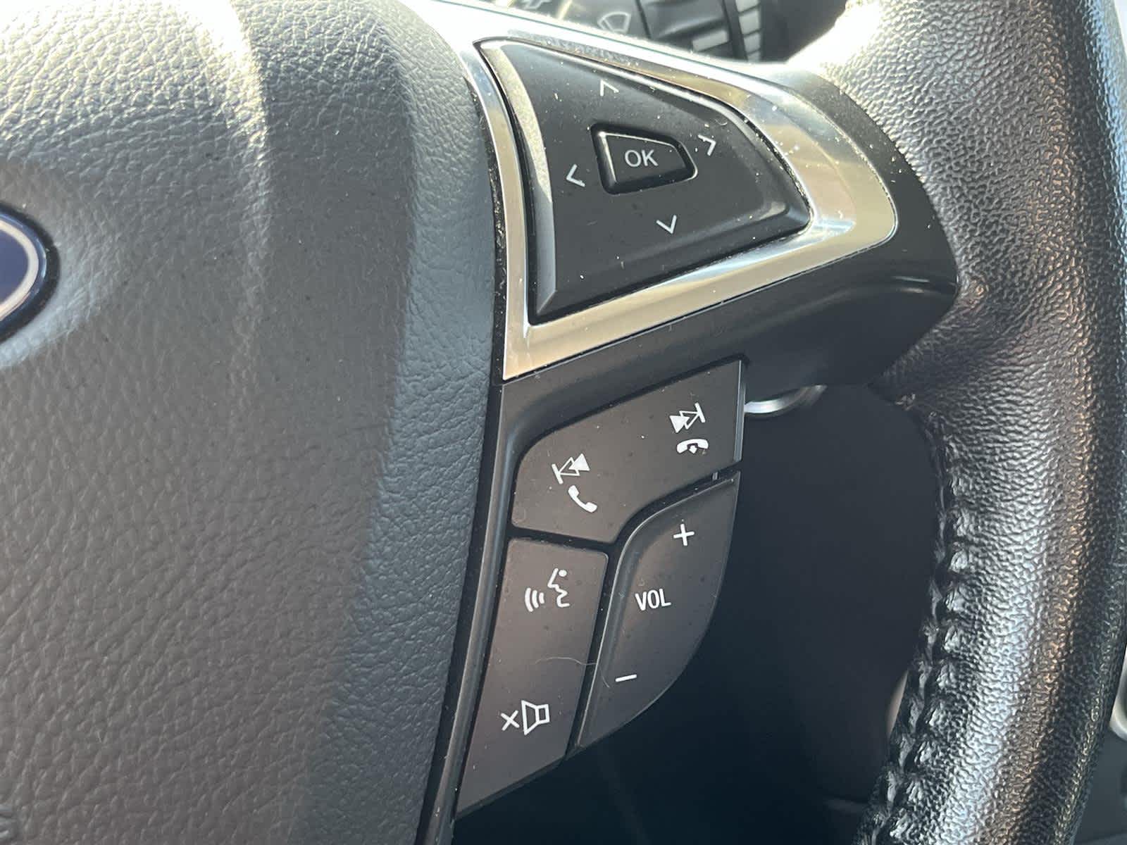 Thumbnail: 2023 Ford Edge - 28