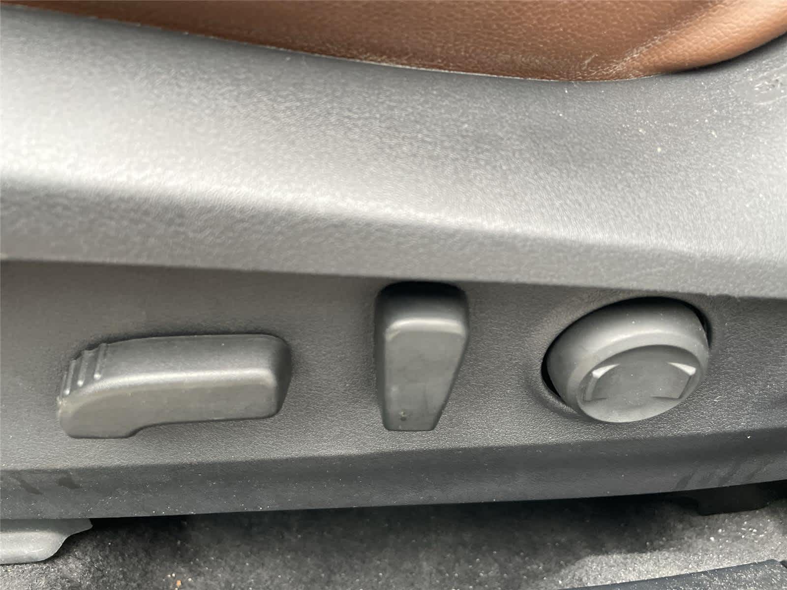 Thumbnail: 2022 Subaru Outback - 14