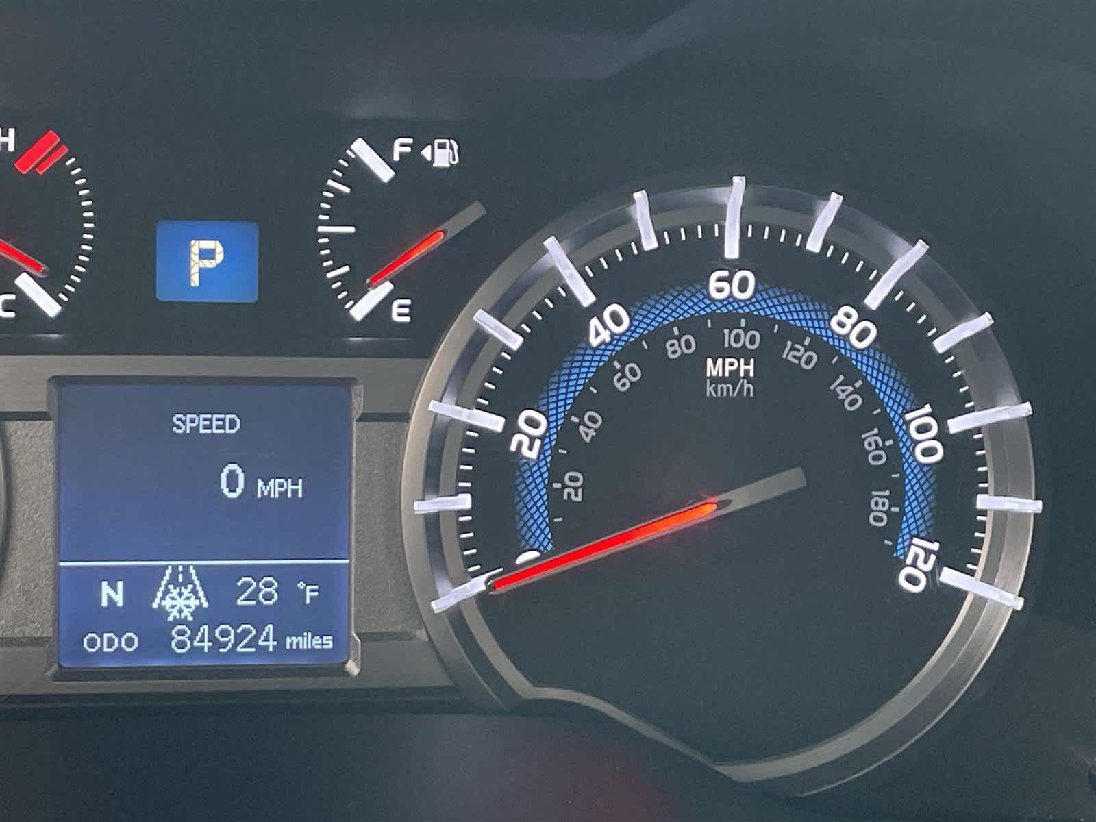 Thumbnail: 2017 Toyota 4Runner - 31