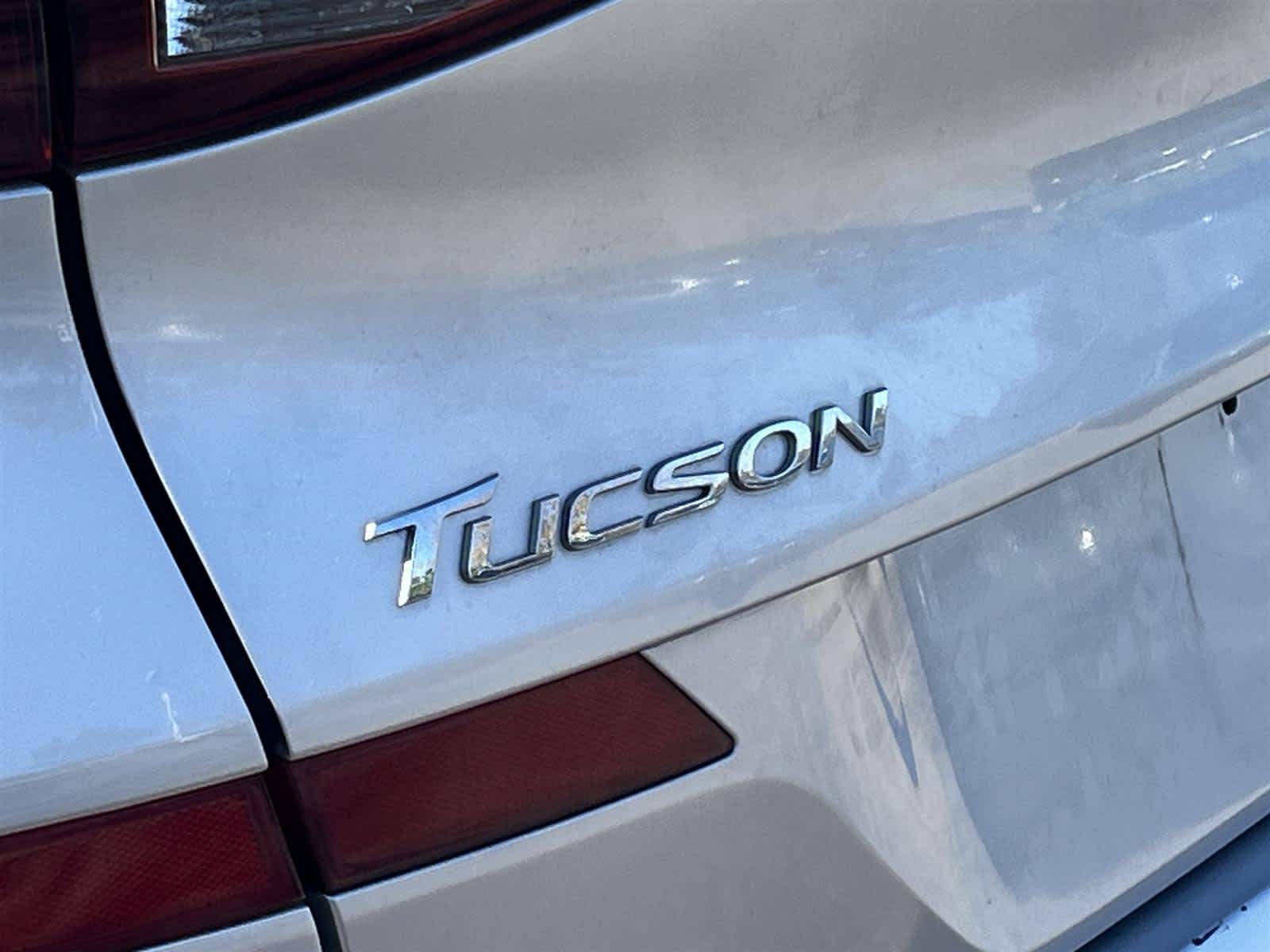 Thumbnail: 2019 Hyundai Tucson - 10