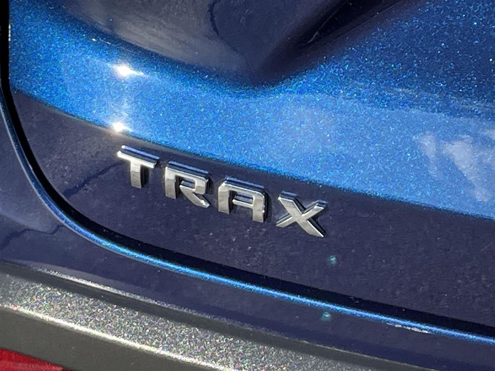 Thumbnail: 2024 Chevrolet Trax - 10