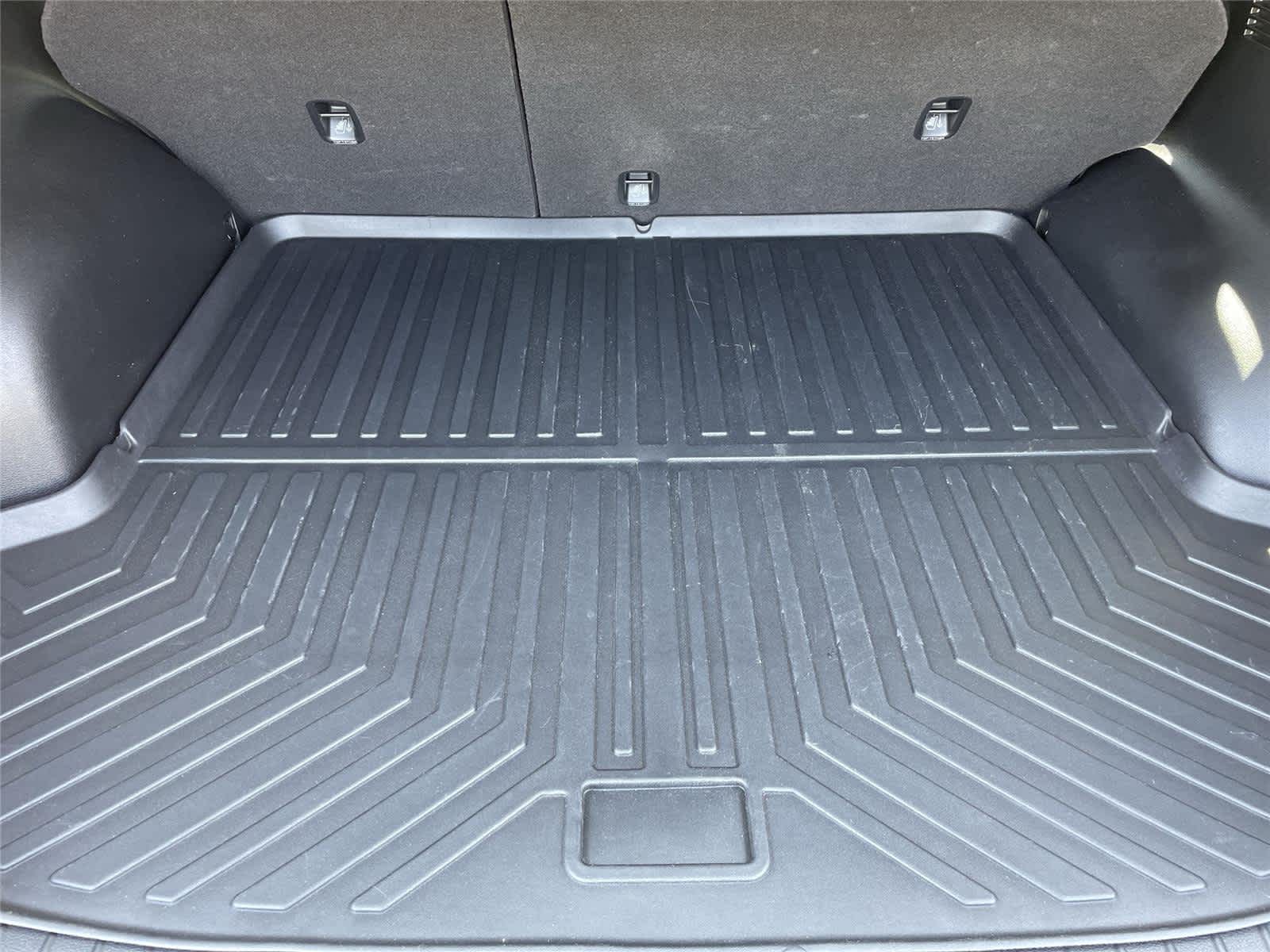 Thumbnail: 2023 Kia Sportage - 16