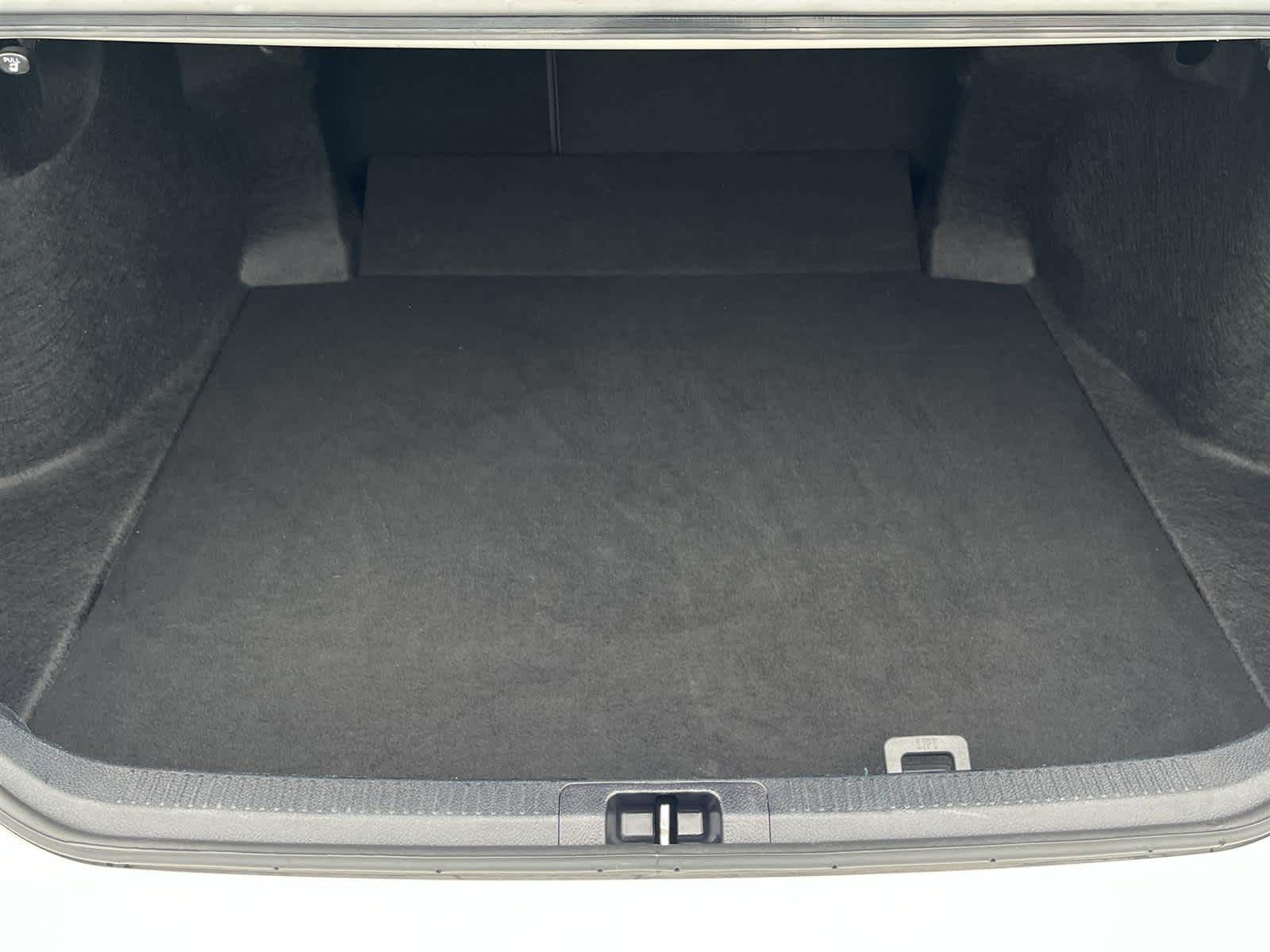 Thumbnail: 2023 Toyota Camry - 15