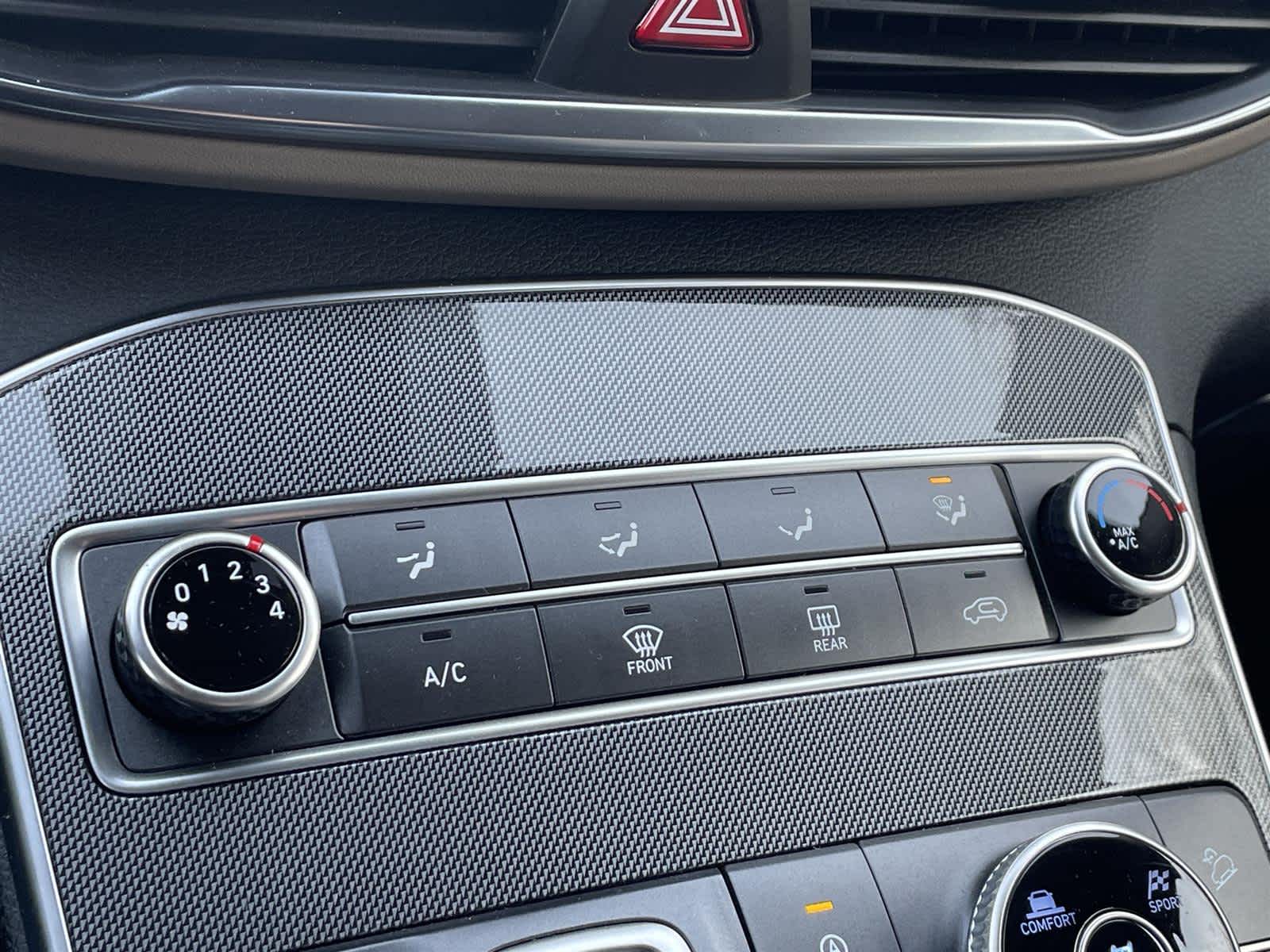 Thumbnail: 2023 Hyundai Santa Fe - 22