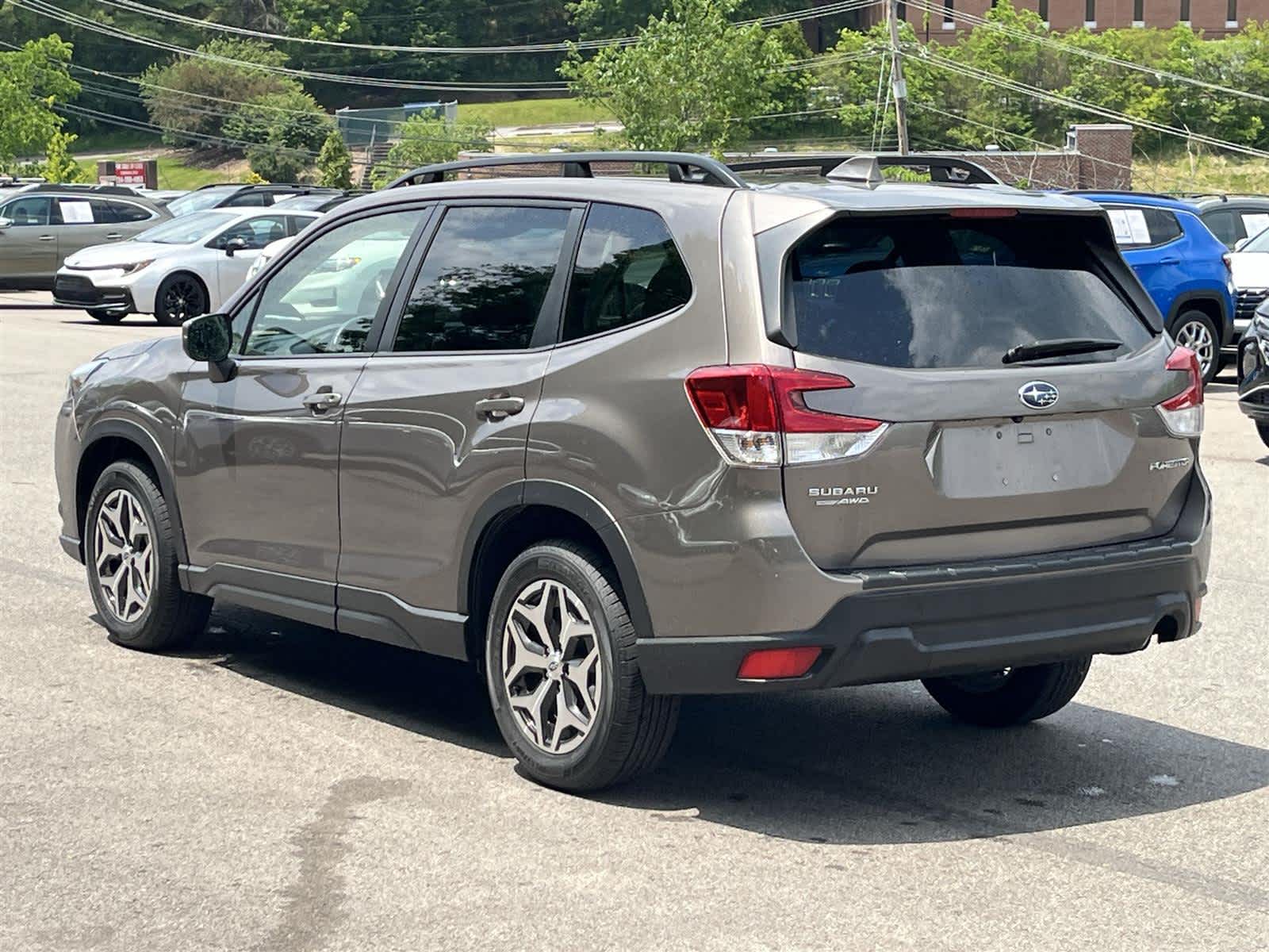 2022 Subaru Forester Premium 3