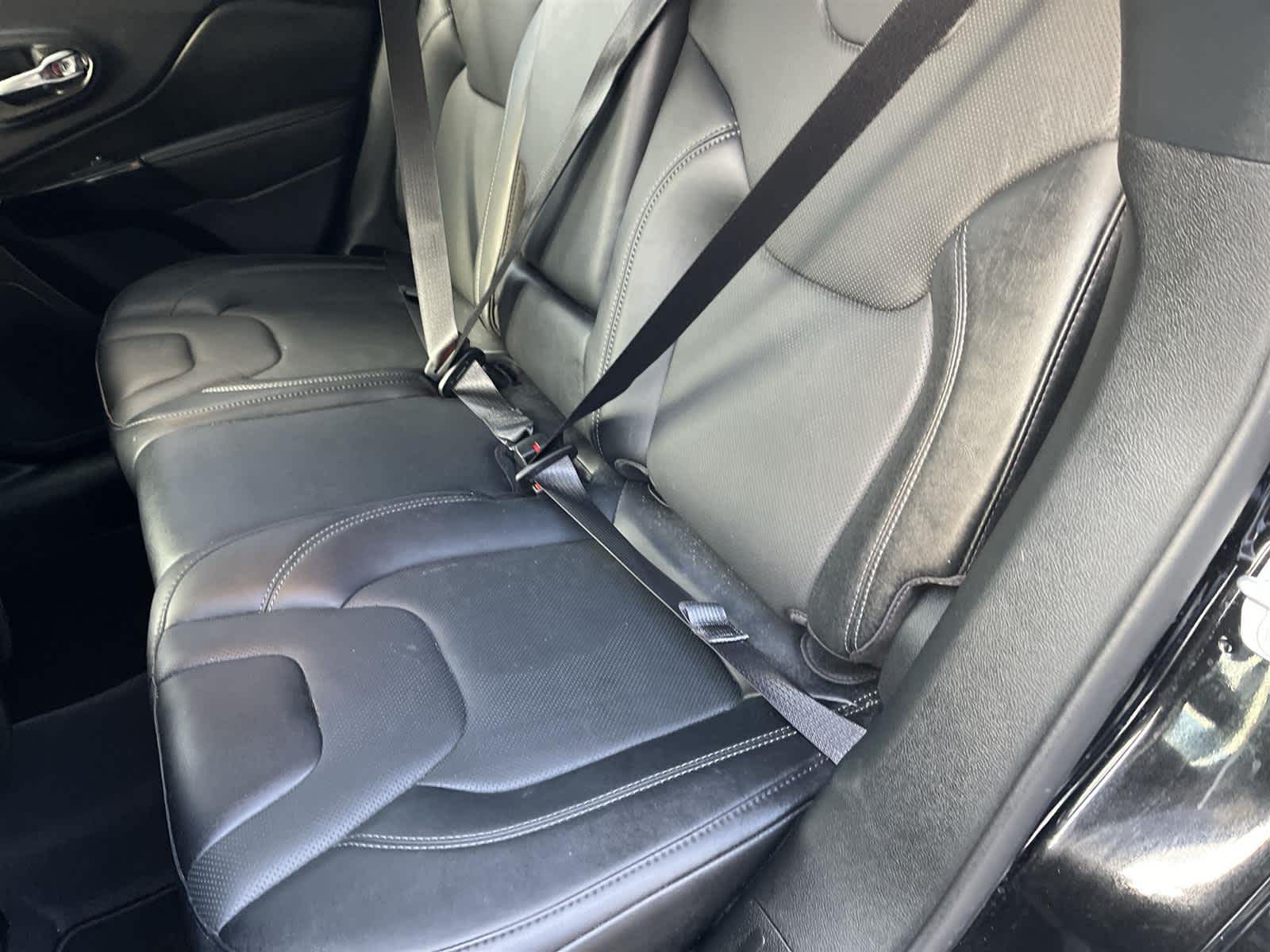 Thumbnail: 2023 Jeep Cherokee - 13