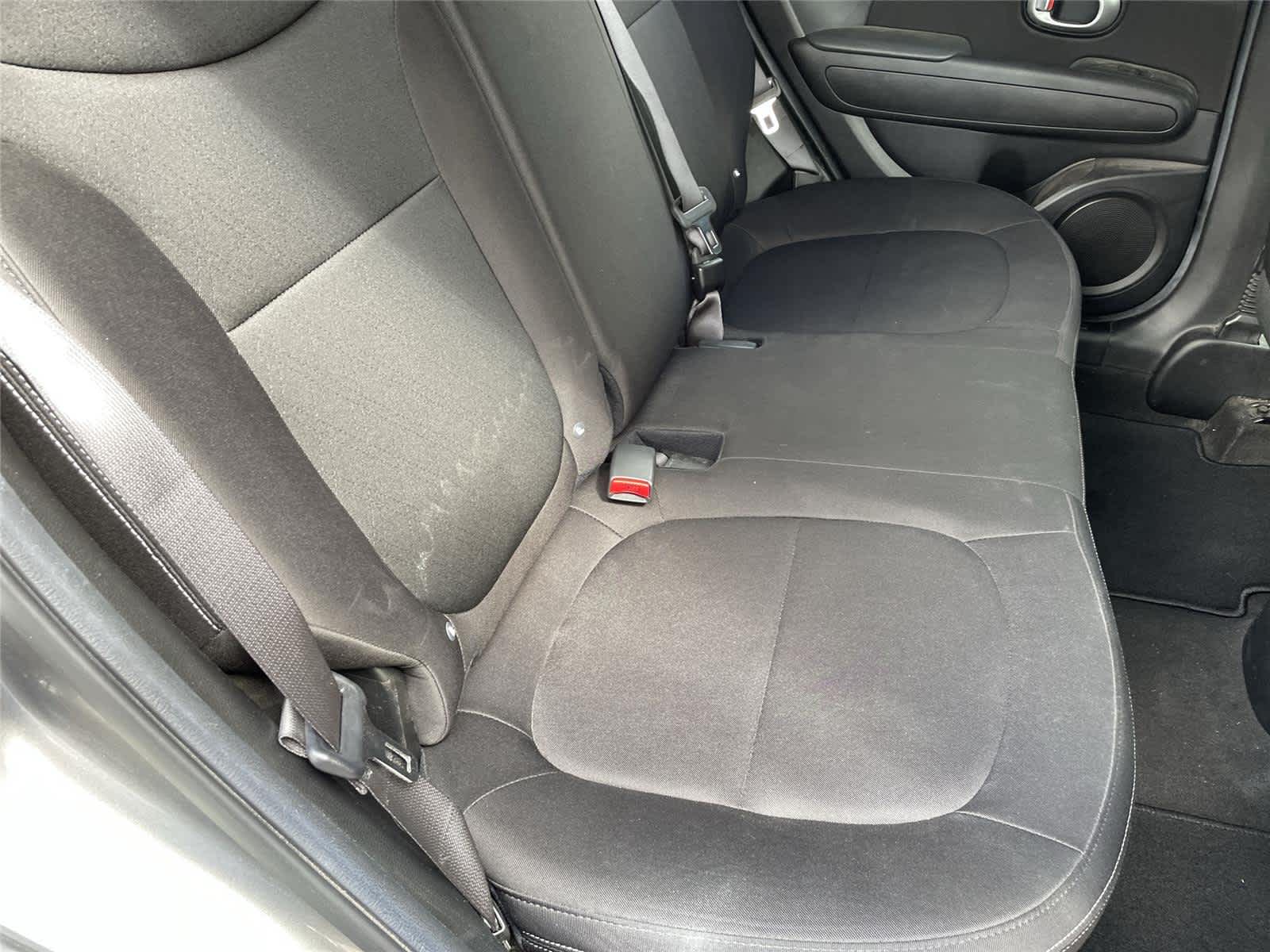 Thumbnail: 2016 Kia Soul - 16