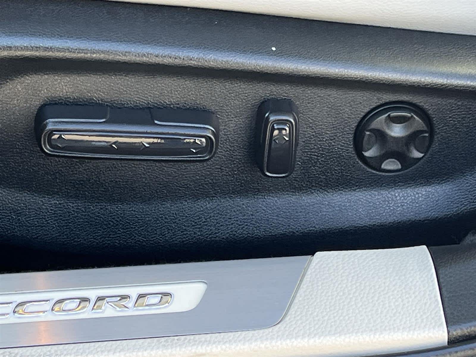 Thumbnail: 2018 Honda Accord - 13