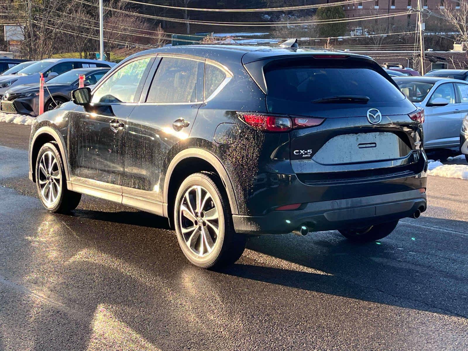 Thumbnail: 2023 Mazda CX-5 - 3