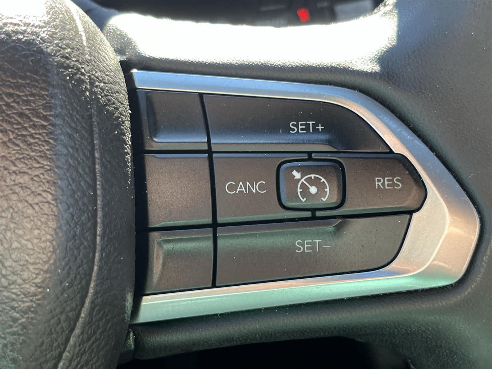 Thumbnail: 2024 Jeep Compass - 25