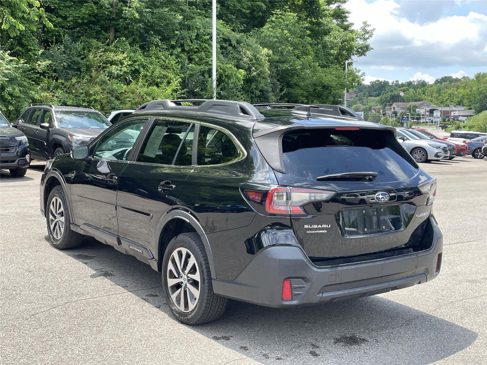 Thumbnail: 2022 Subaru Outback - 3
