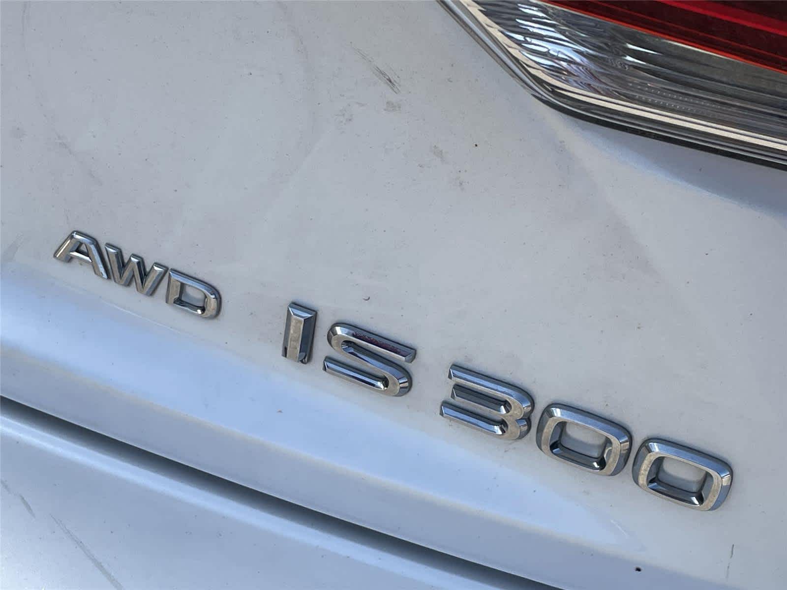 Thumbnail: 2017 Lexus IS - 10