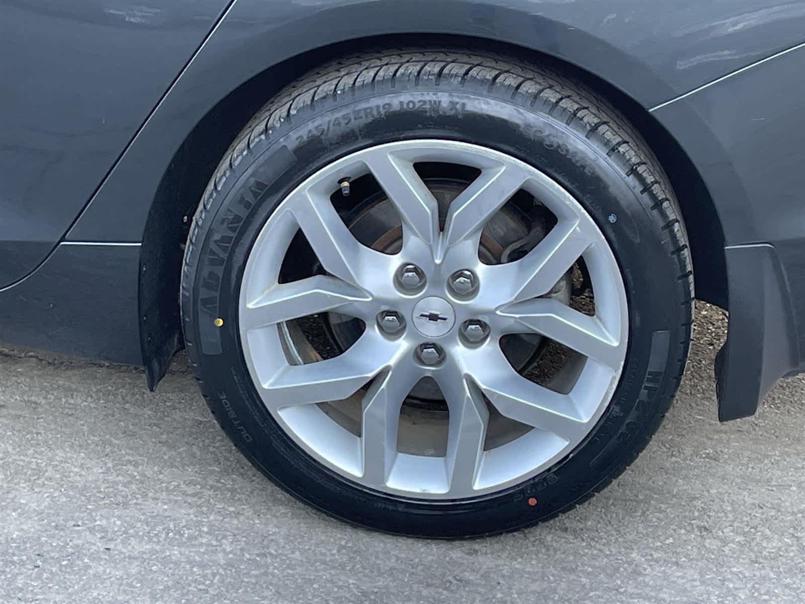 Thumbnail: 2014 Chevrolet Impala - 11