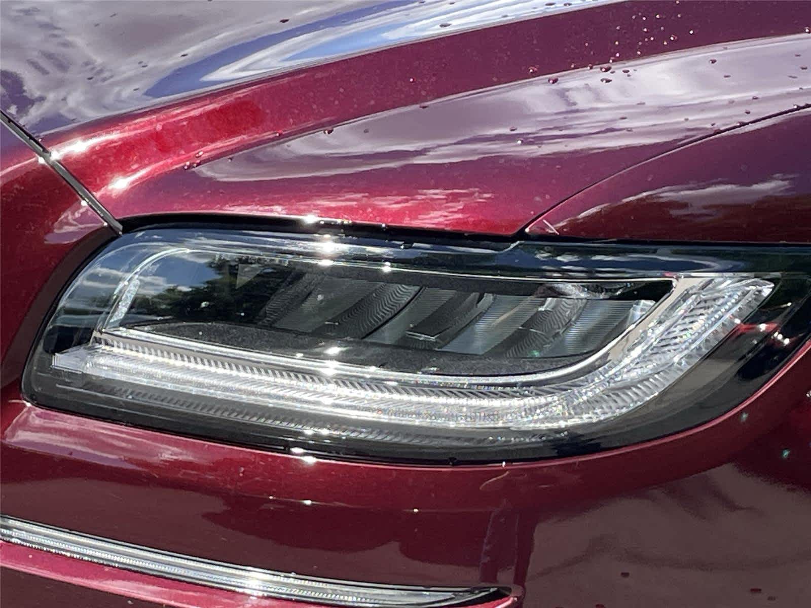 Thumbnail: 2019 Lincoln Nautilus - 6