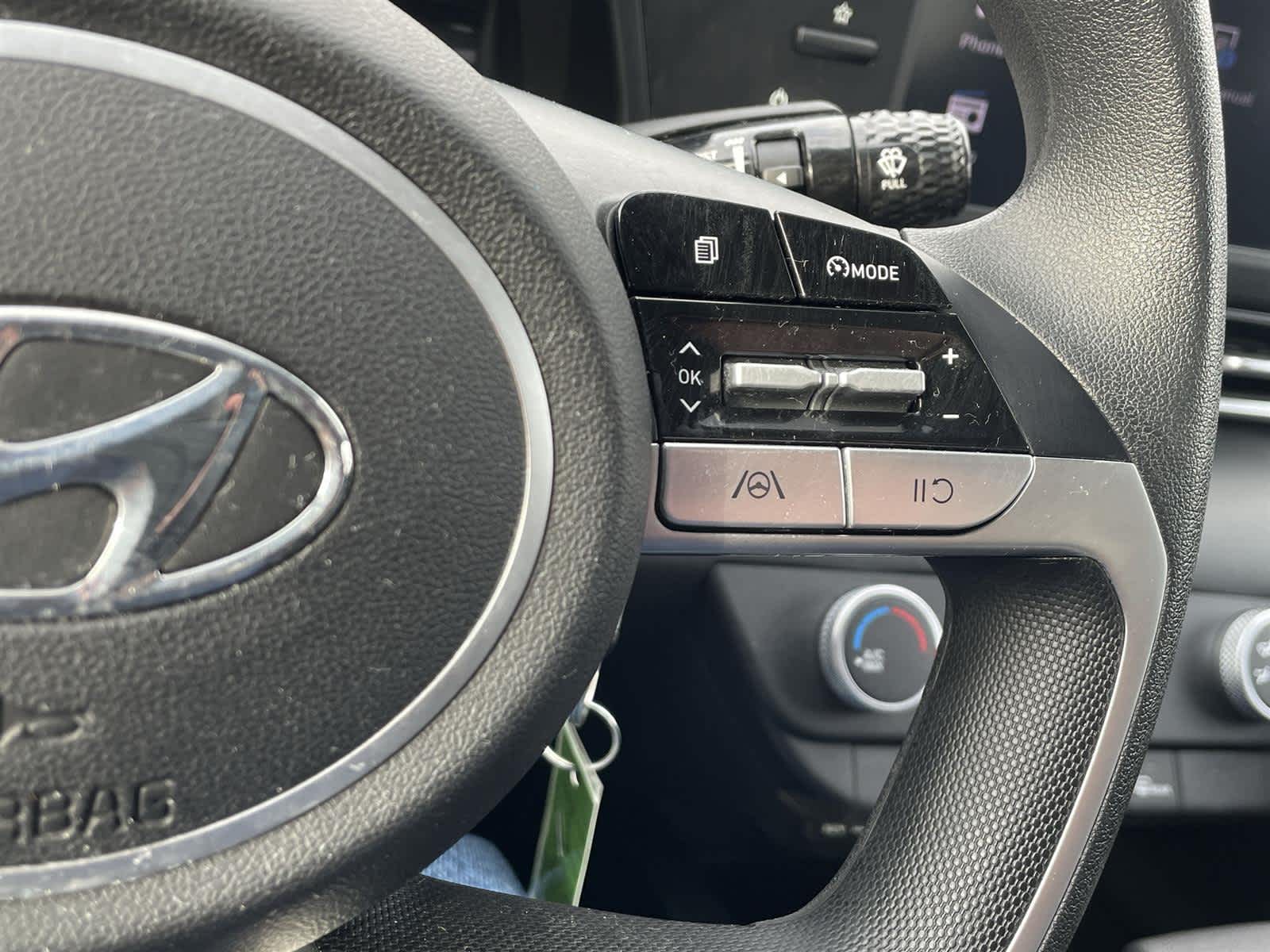 Thumbnail: 2023 Hyundai Elantra - 27