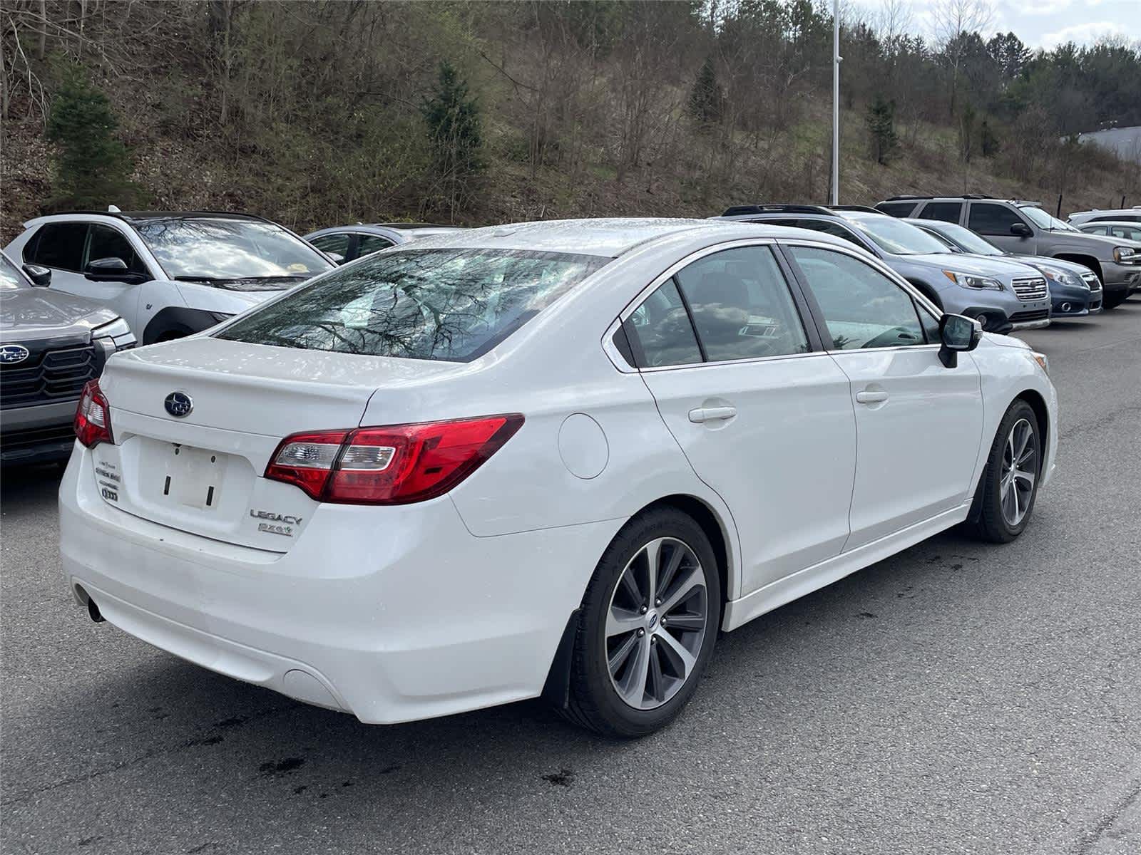 Thumbnail: 2015 Subaru Legacy - 3