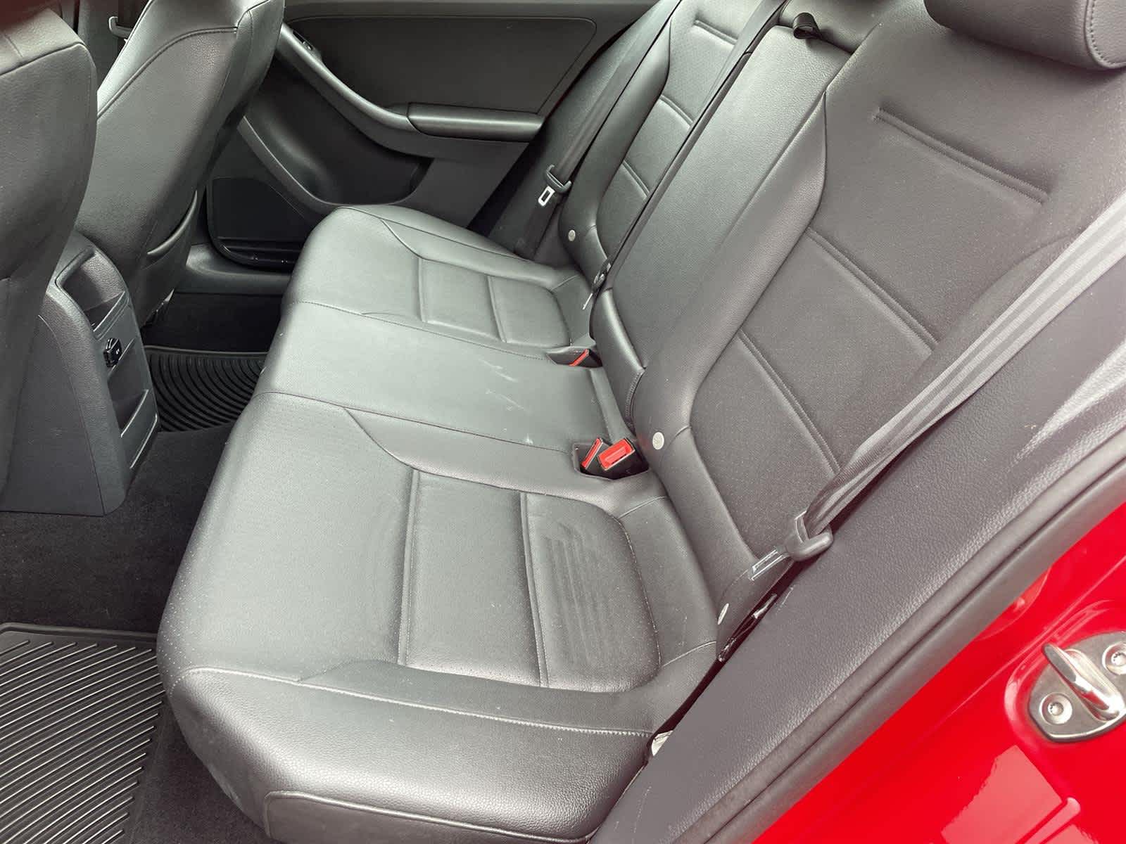 Thumbnail: 2015 Volkswagen Jetta - 15