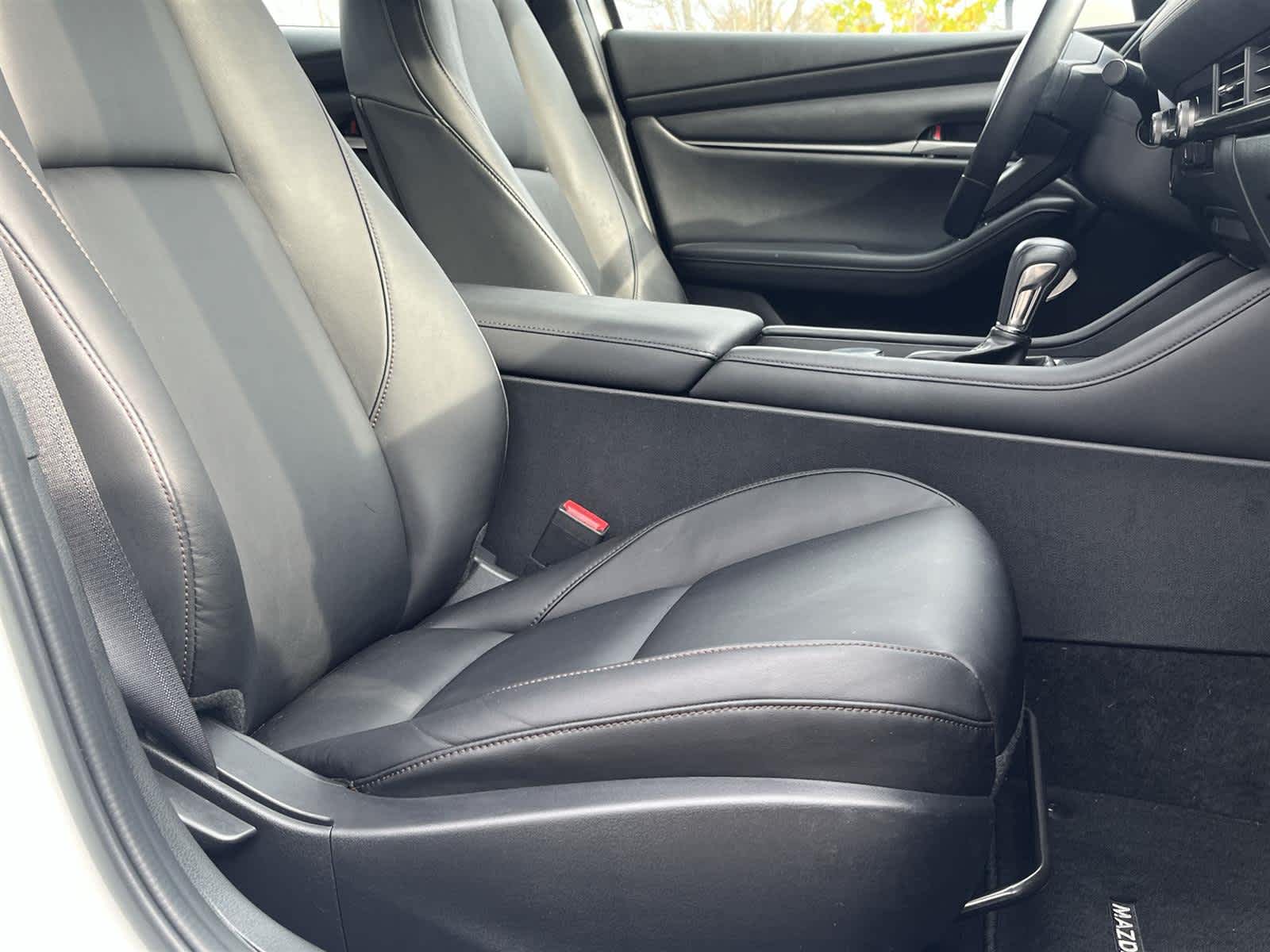 Thumbnail: 2021 Mazda Mazda3 - 16