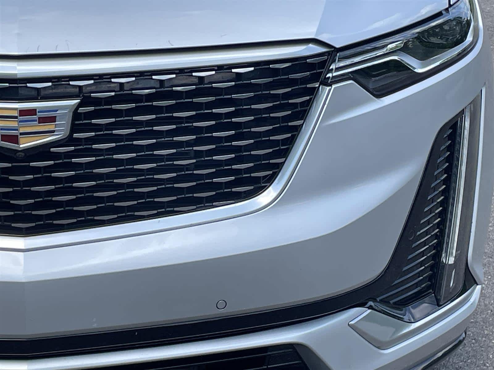 Thumbnail: 2020 Cadillac XT6 - 9