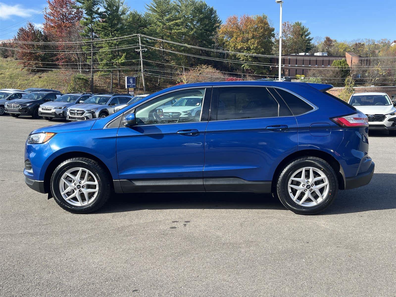 Thumbnail: 2023 Ford Edge - 2