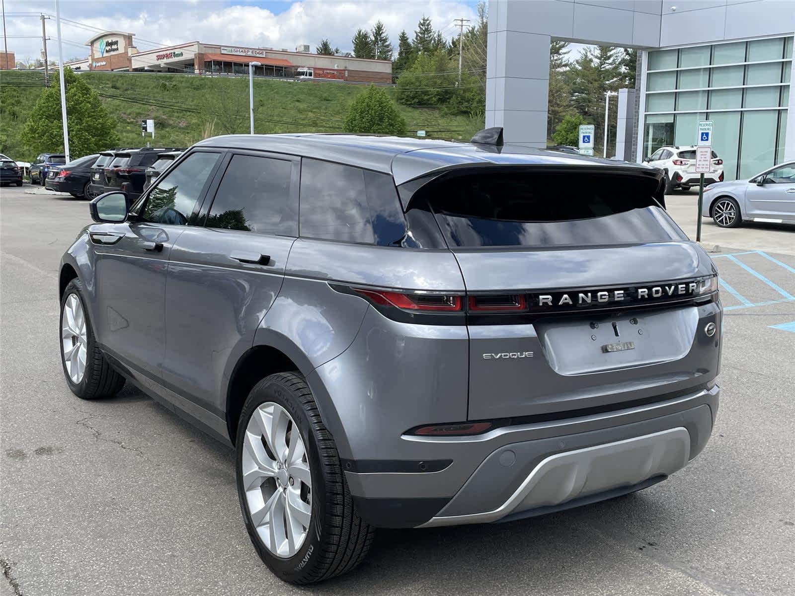 Thumbnail: 2021 Land Rover Range Rover Evoque - 3