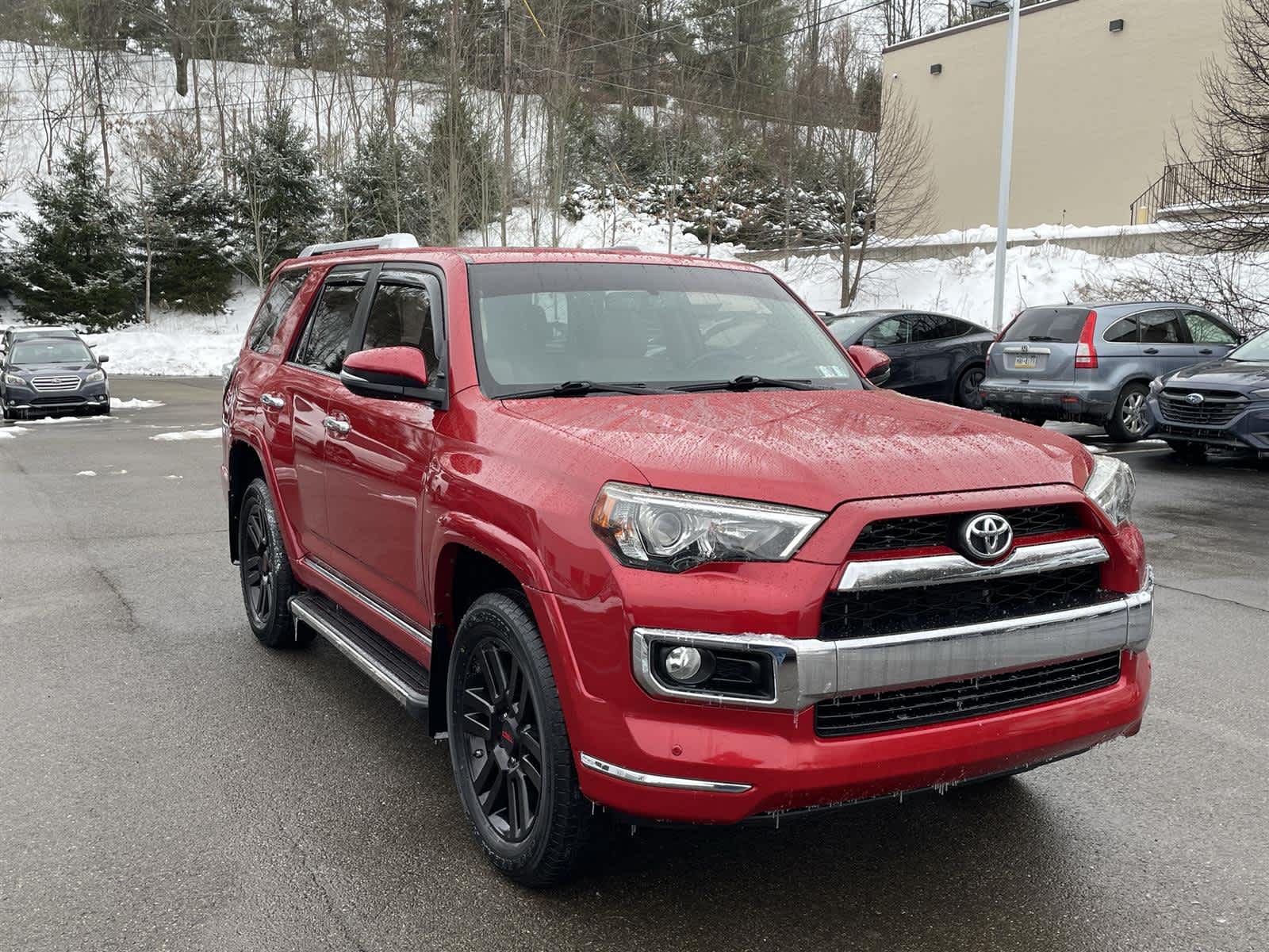 Thumbnail: 2017 Toyota 4Runner - 7