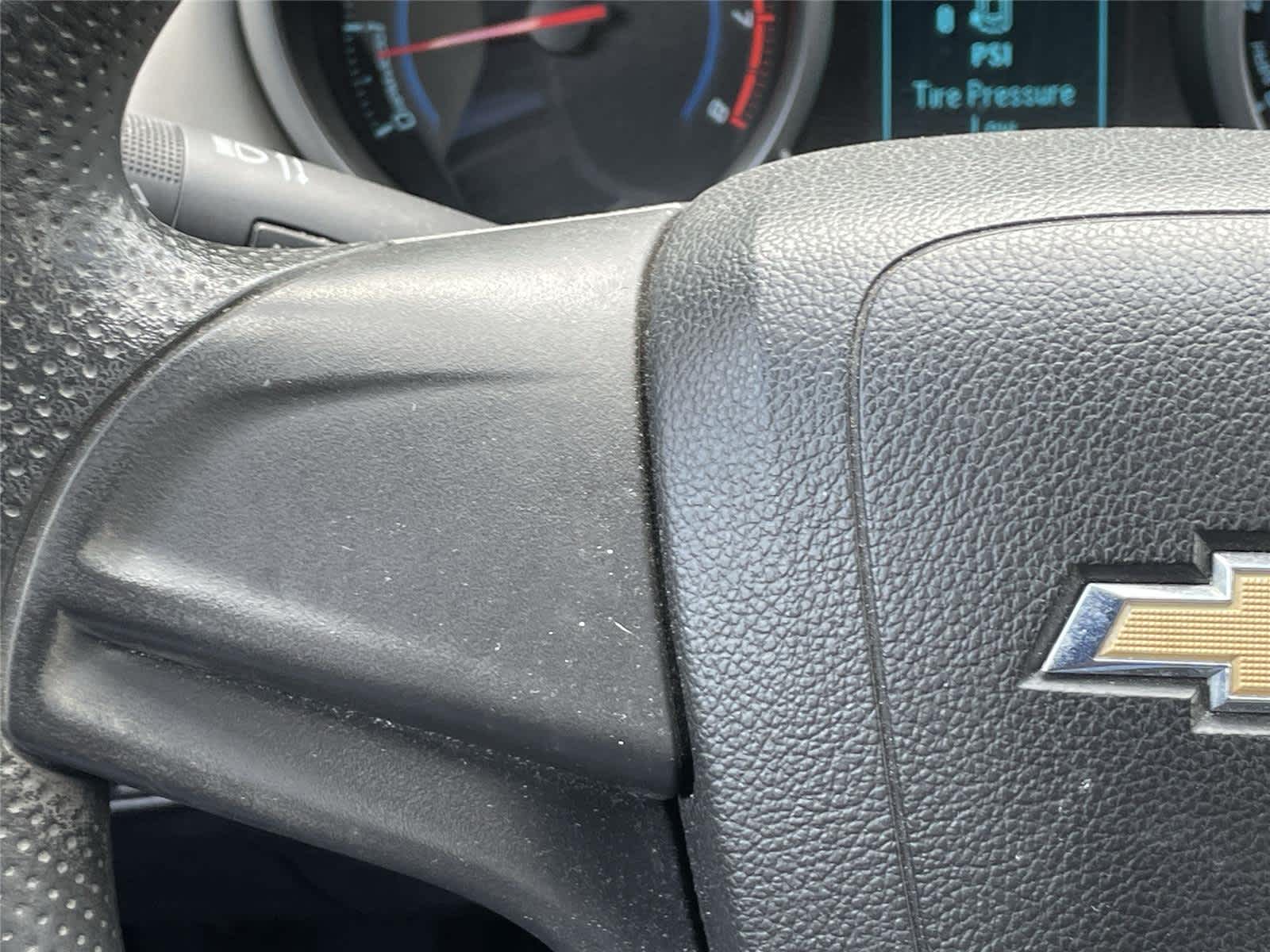 Thumbnail: 2014 Chevrolet Cruze - 19