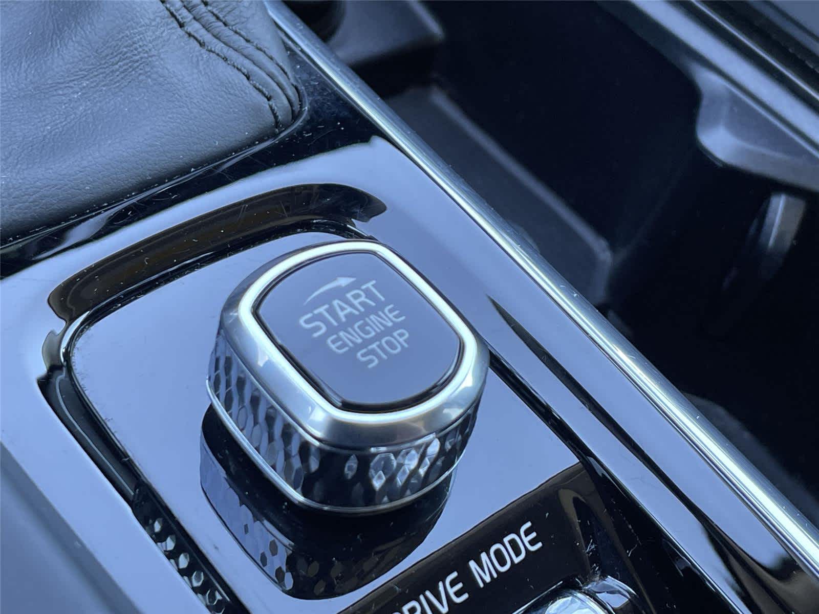 Thumbnail: 2019 Volvo XC60 - 31