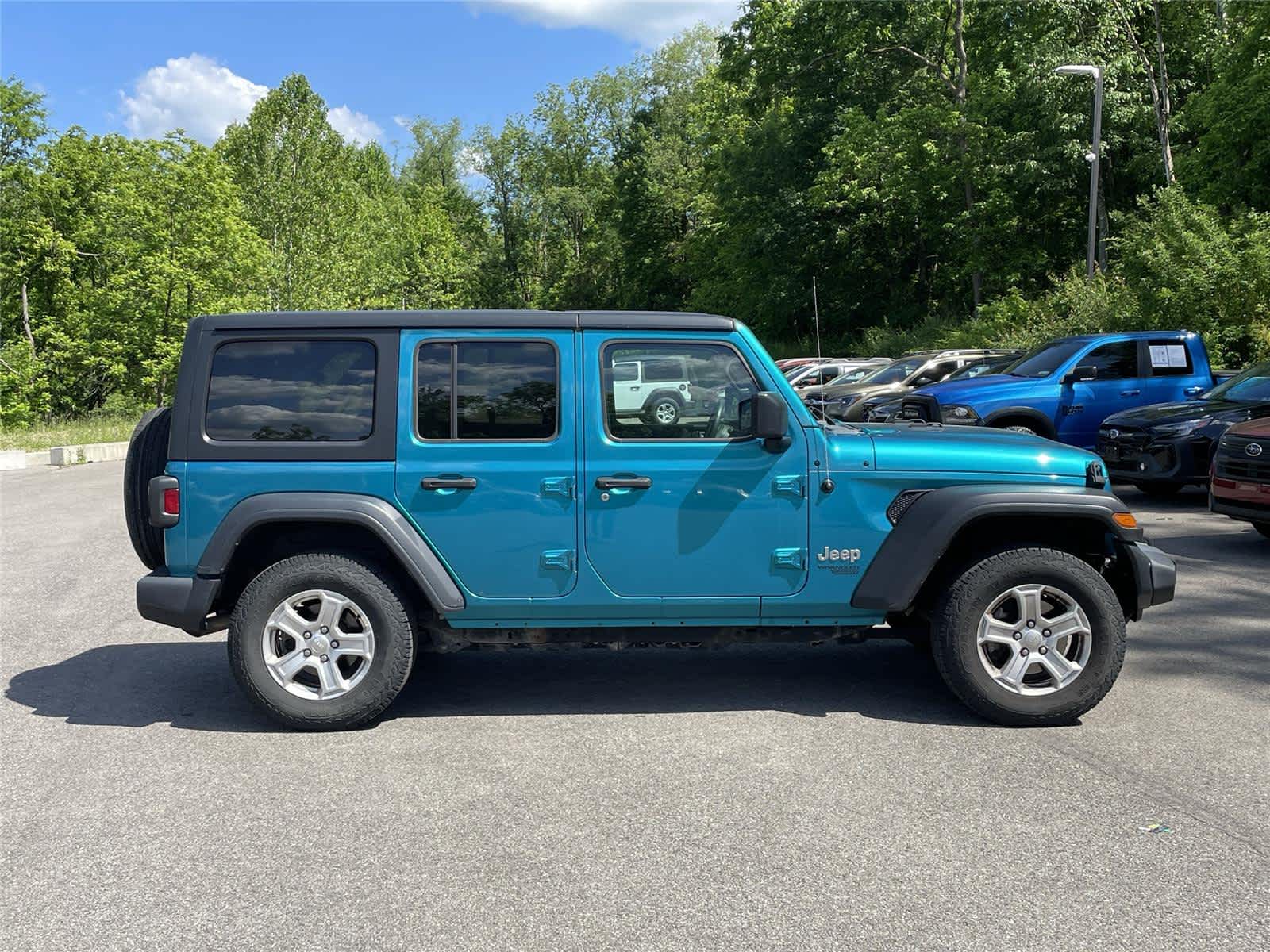 Thumbnail: 2020 Jeep Wrangler - 6